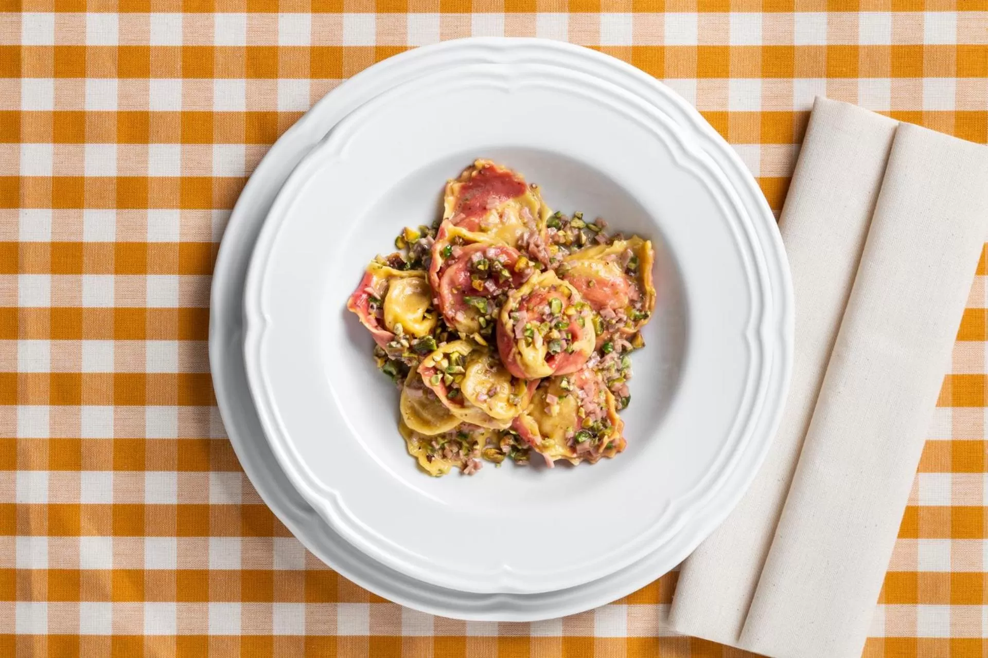 Food and drinks in Hotel Mirandola