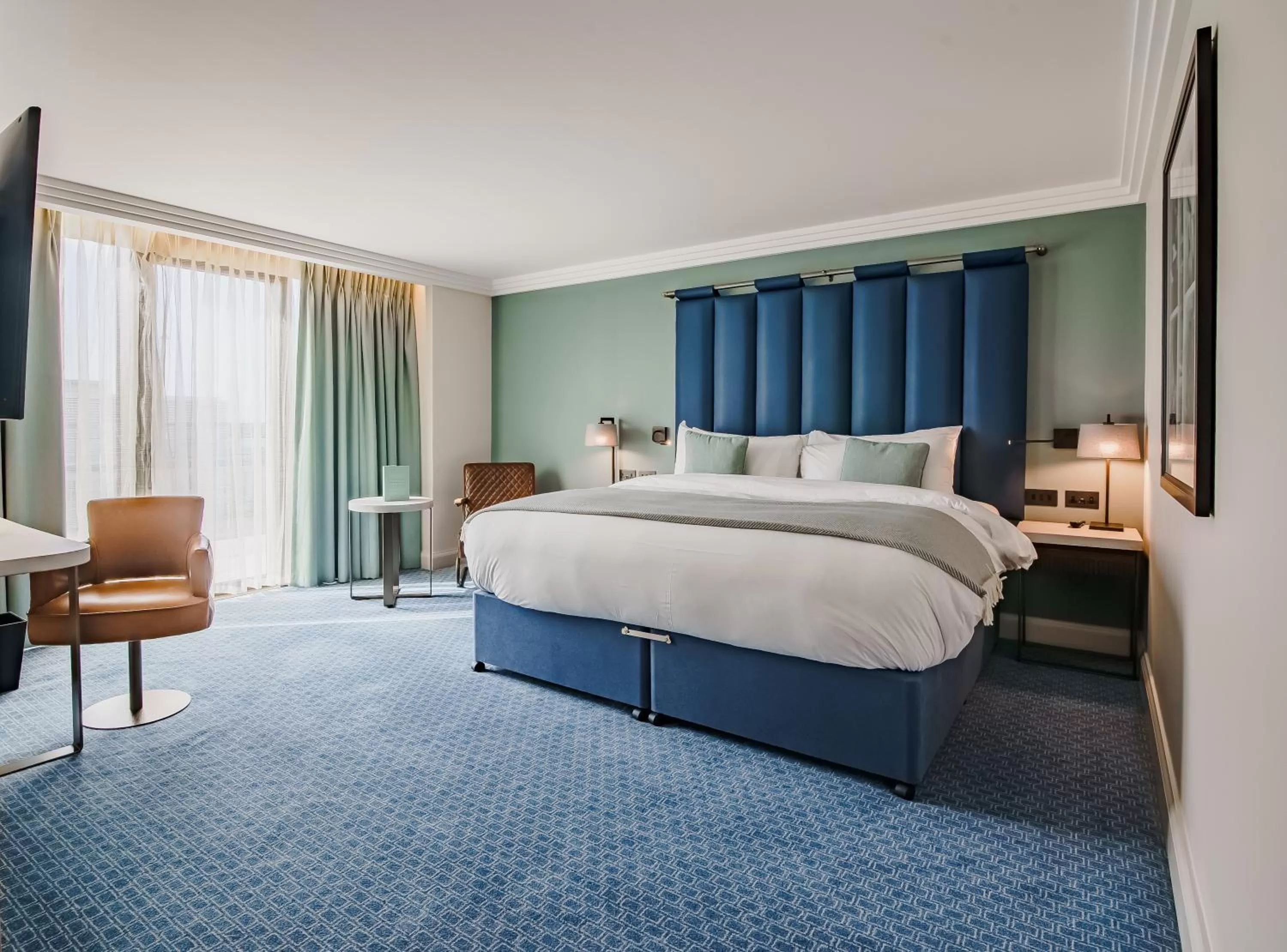 Bedroom, Bed in Clayton Hotel Cambridge