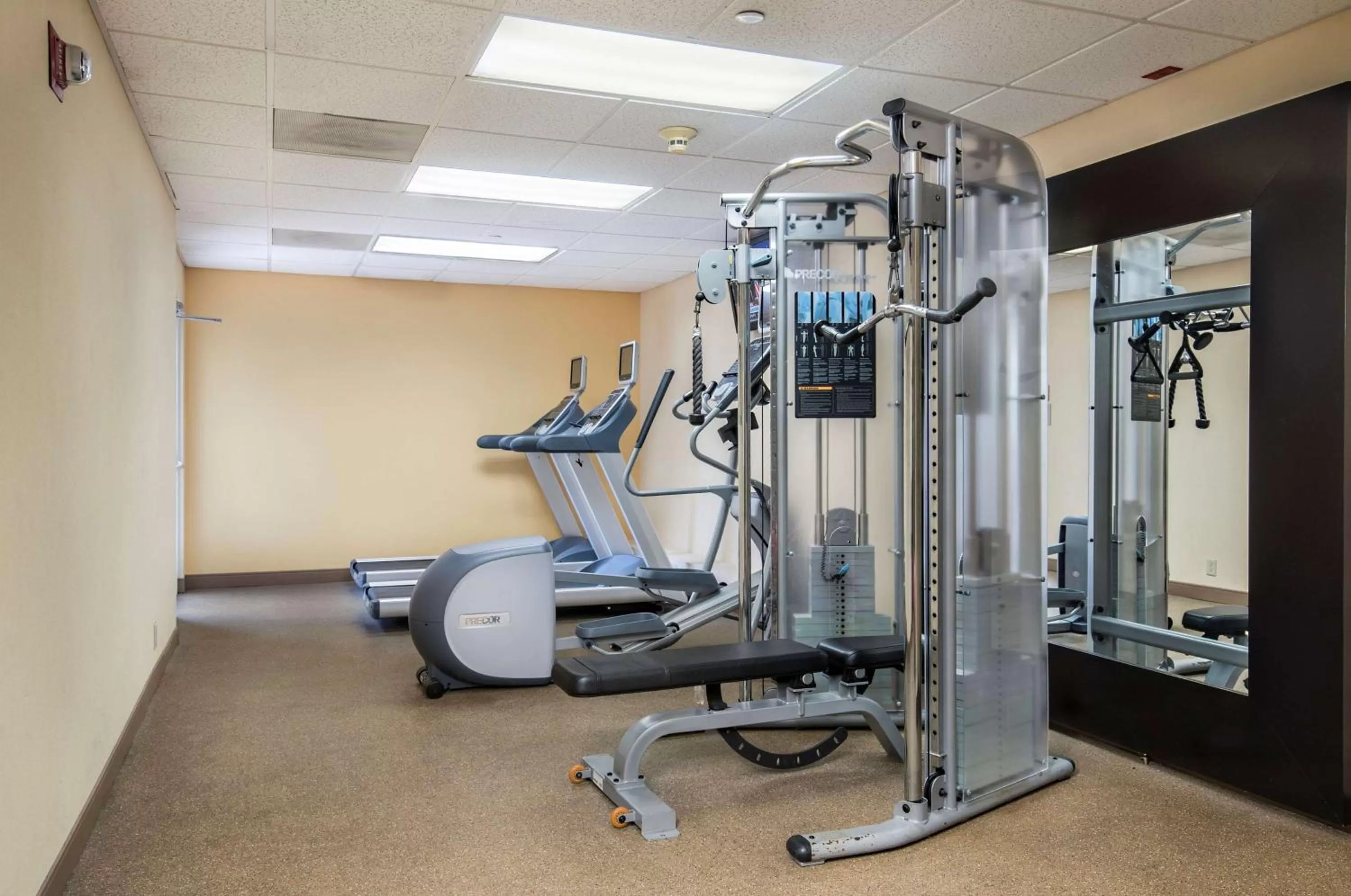 Fitness centre/facilities in Homewood Suites by Hilton Austin South