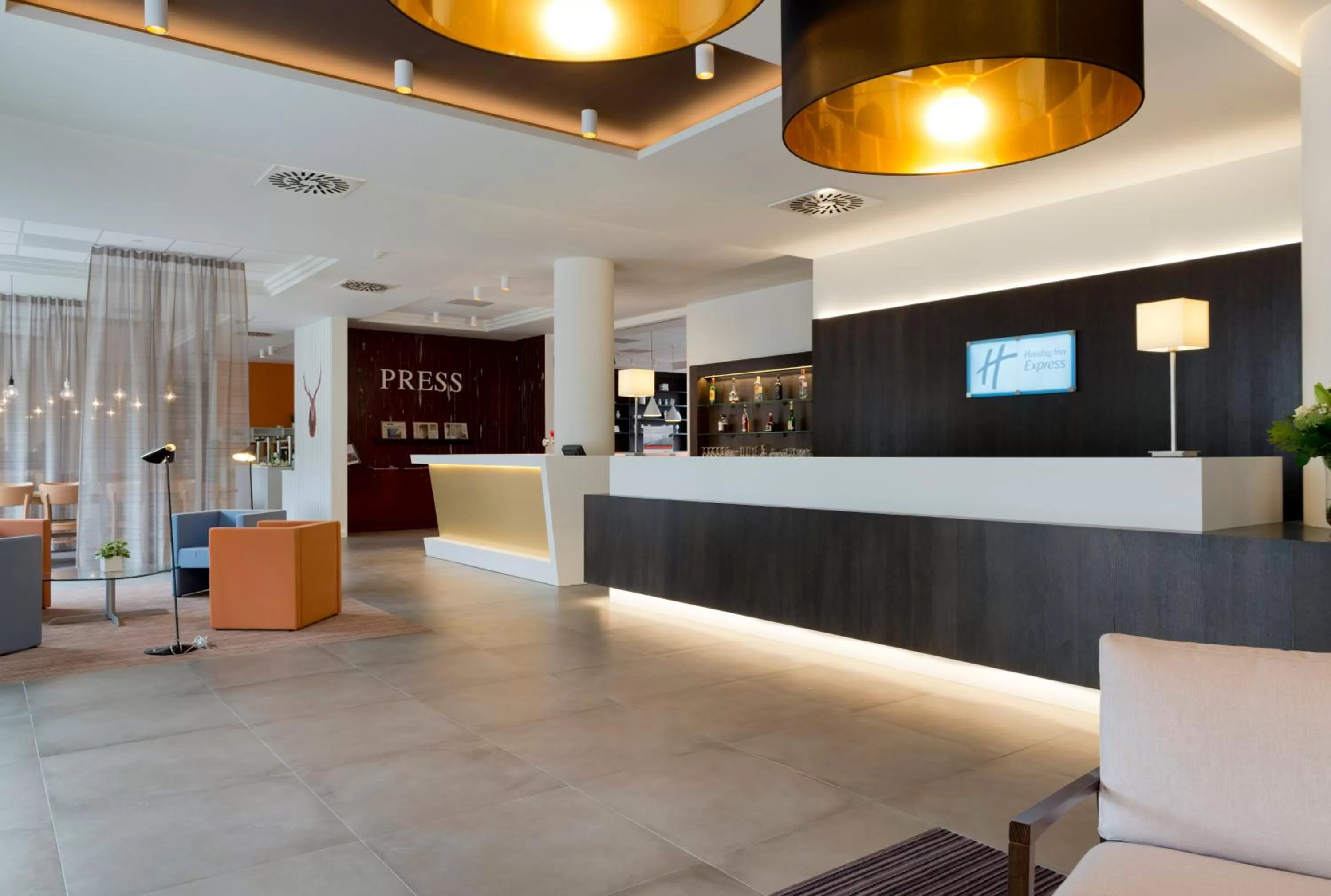 Property building in Holiday Inn Express Antwerpen City North by IHG