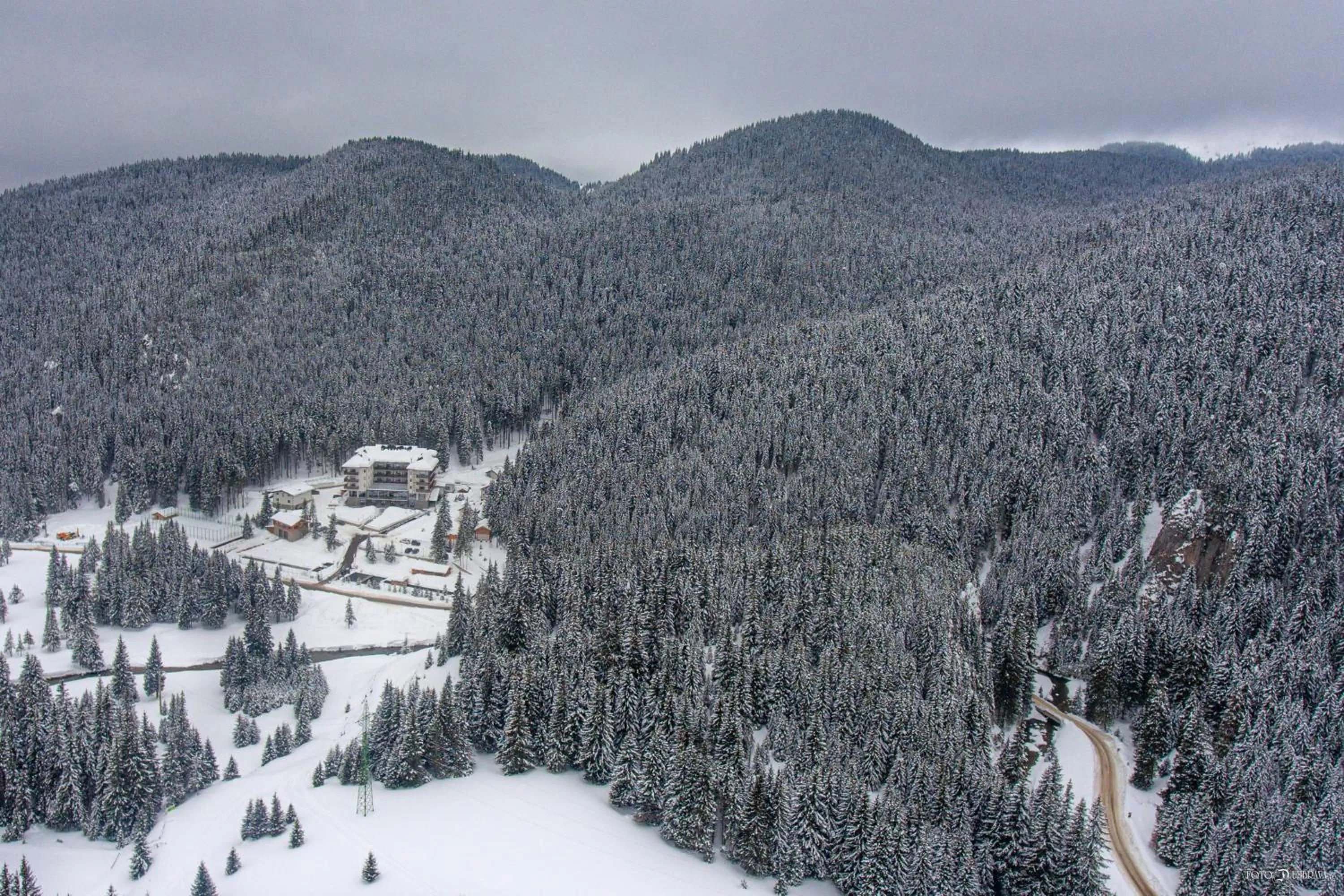 Property building in Hotel Belmont