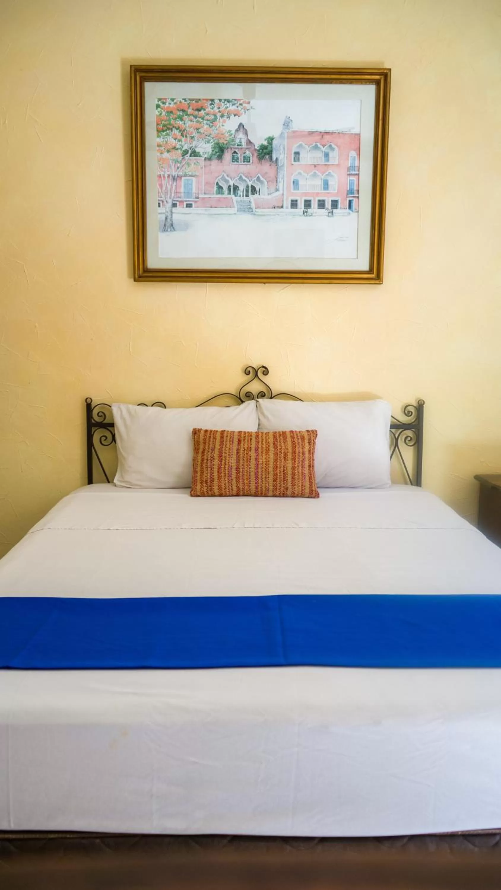 Bed in Hotel Mucuy