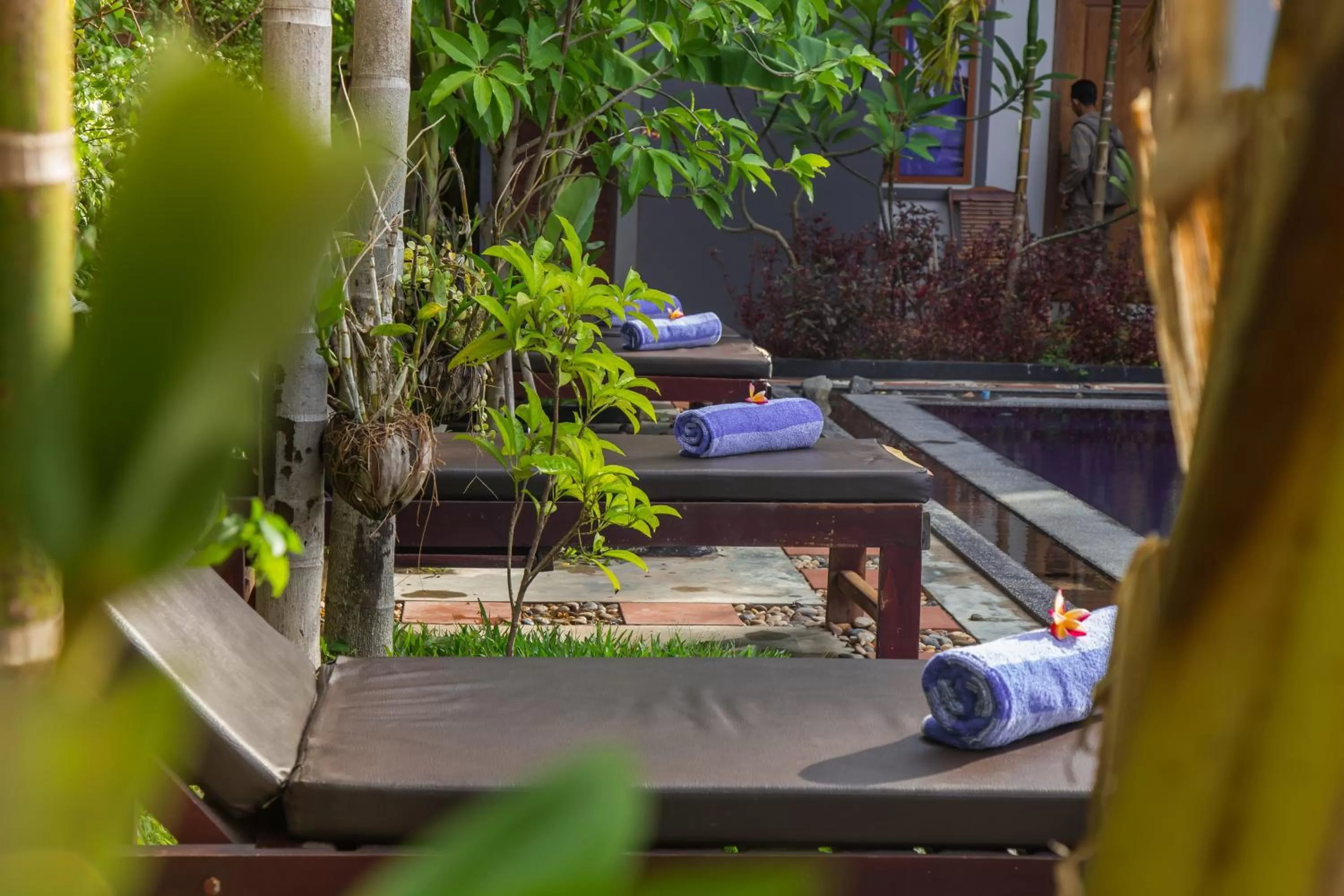 Swimming pool in Indra Porak Residence Hotel
