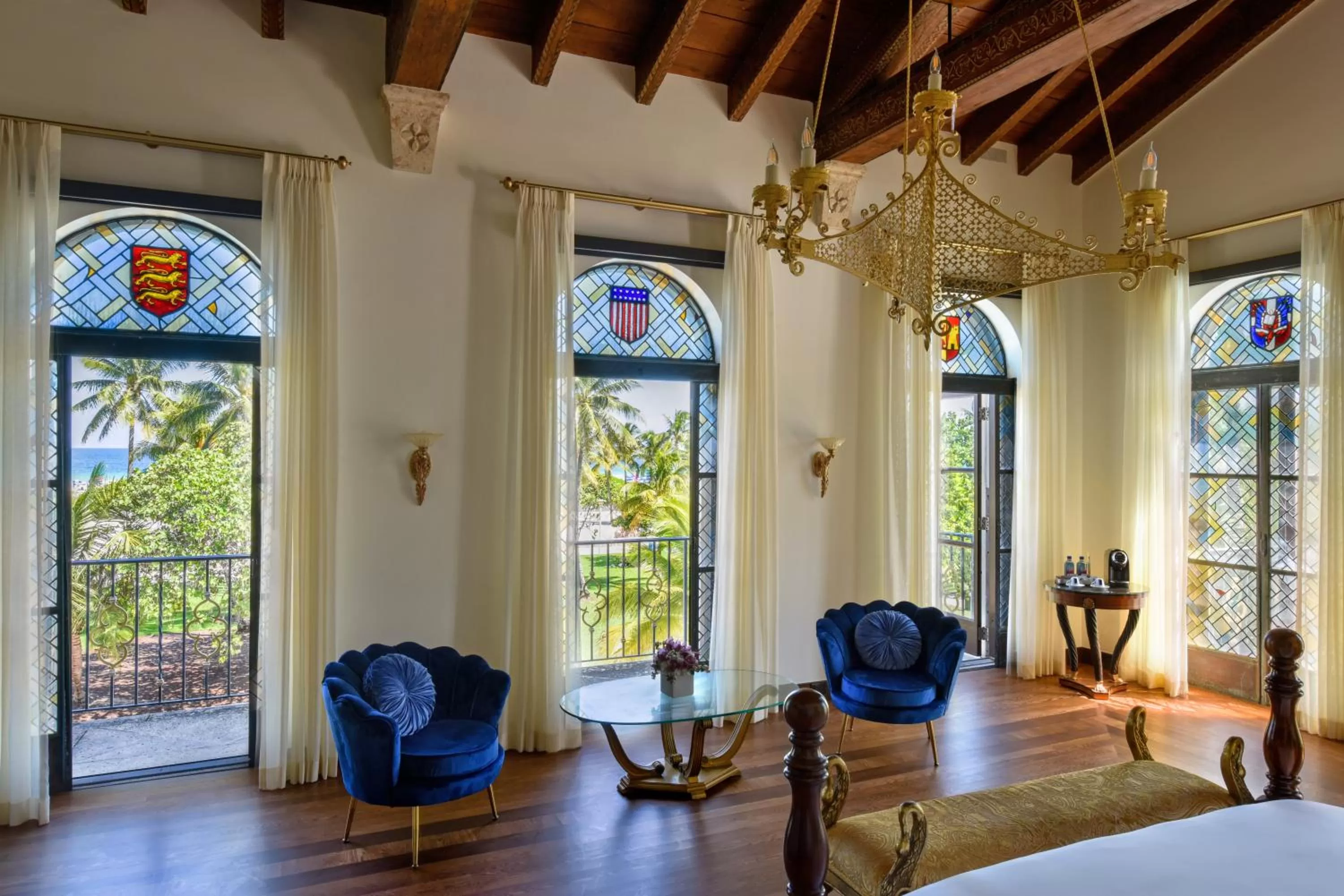 Living room, Bed in The Villa Casa Casuarina