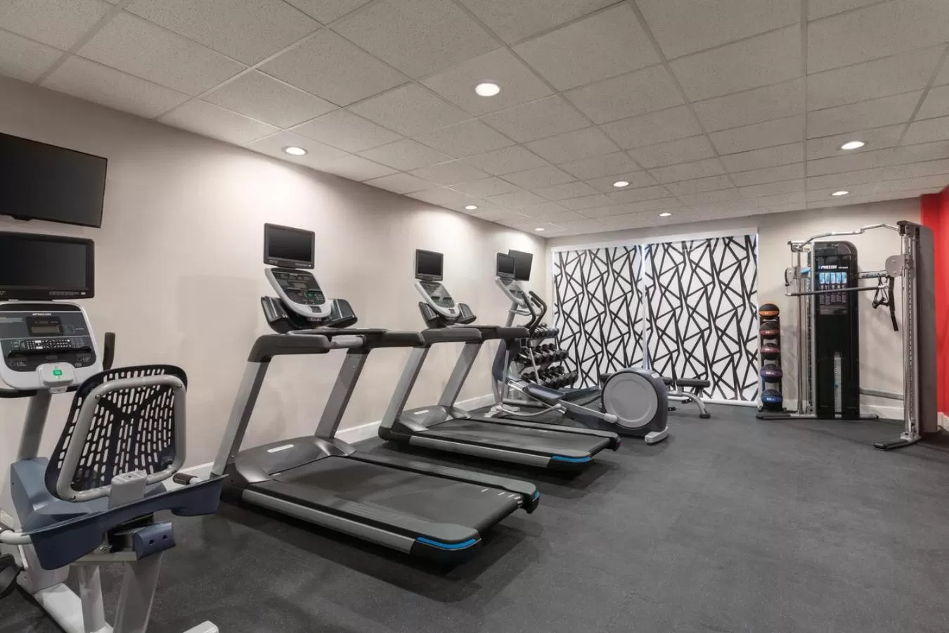 Fitness centre/facilities in Radisson Hotel McAllen Airport