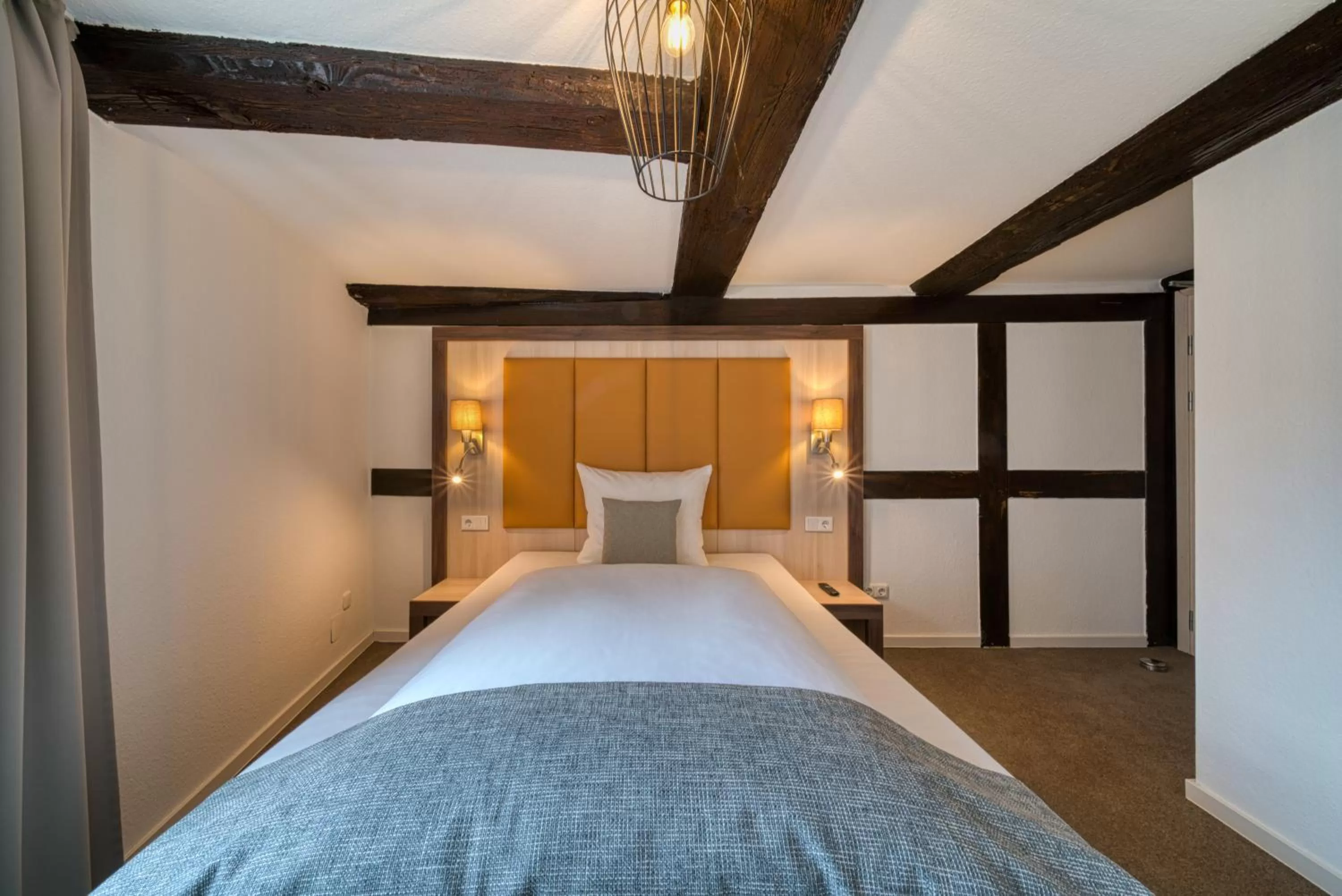 Bed in Hotel Am Fischmarkt