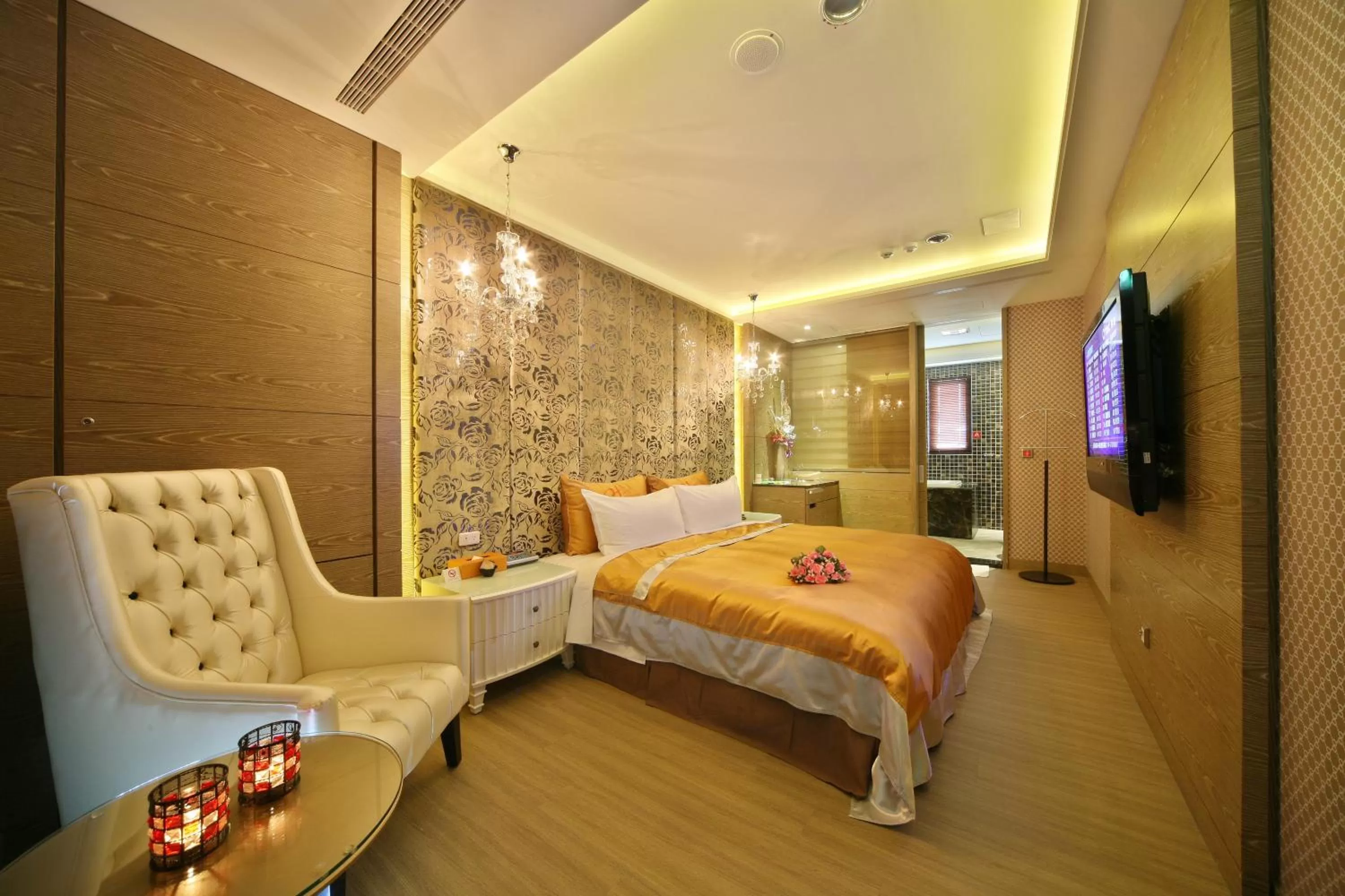 Bed in Han Guan Motel