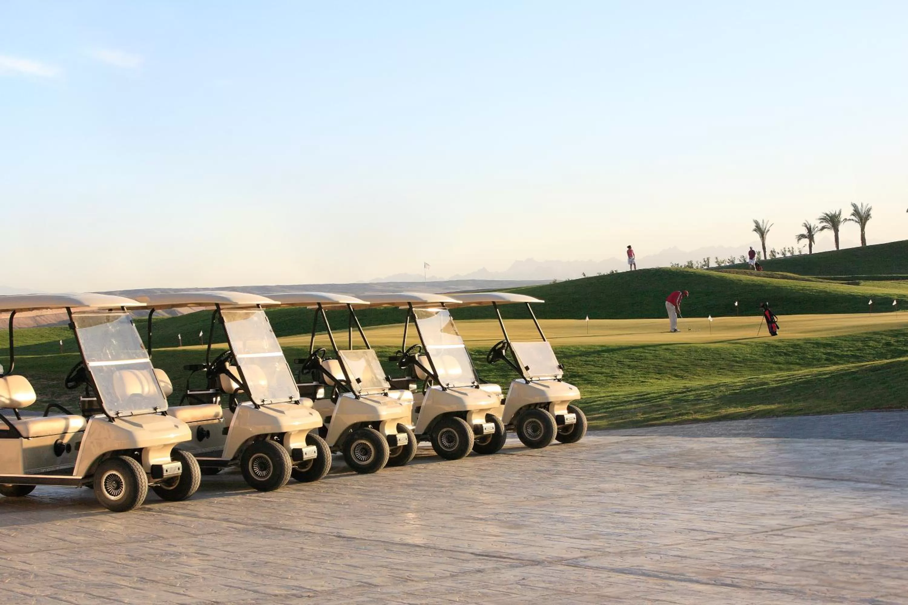 Golfcourse in JAZ Neo Saraya Palms