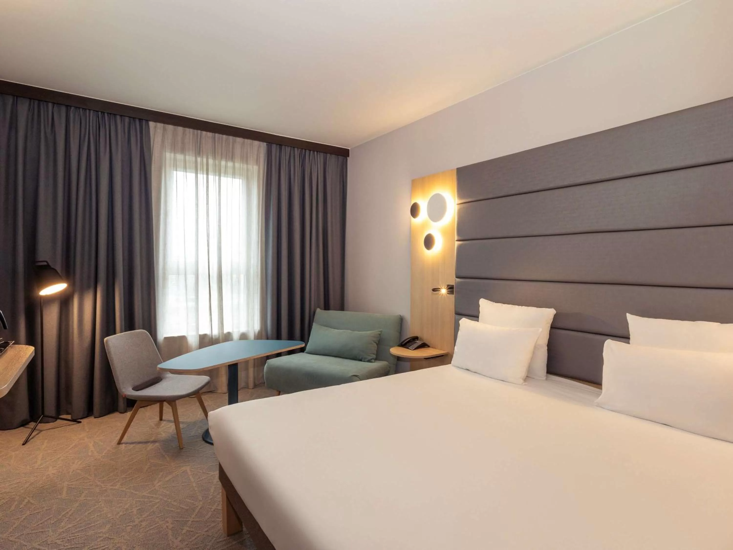 Superior Family Room with Two King Beds in Novotel Brussels Centre Midi