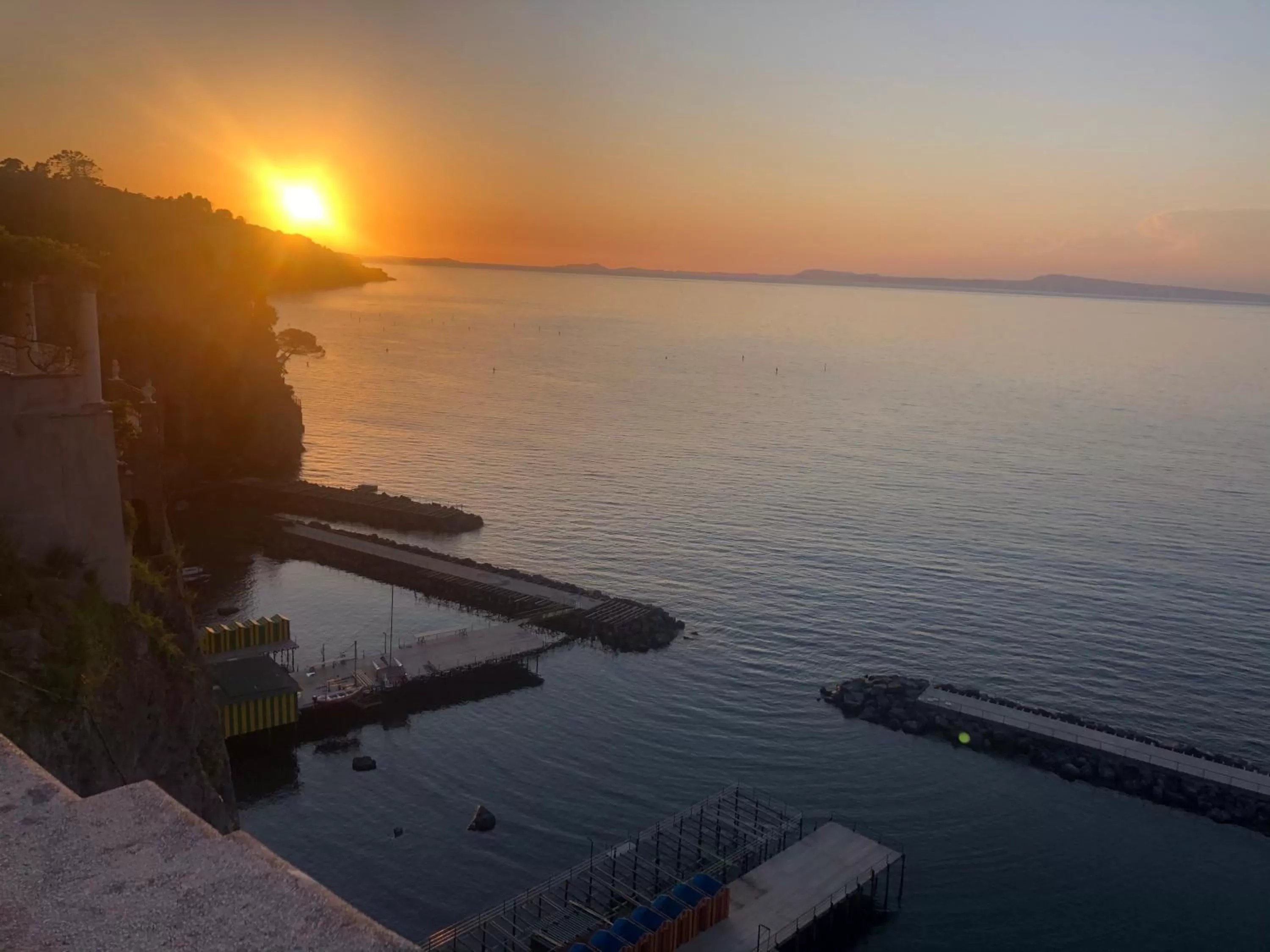 Sea view, Sunrise/Sunset in Vicolo 8