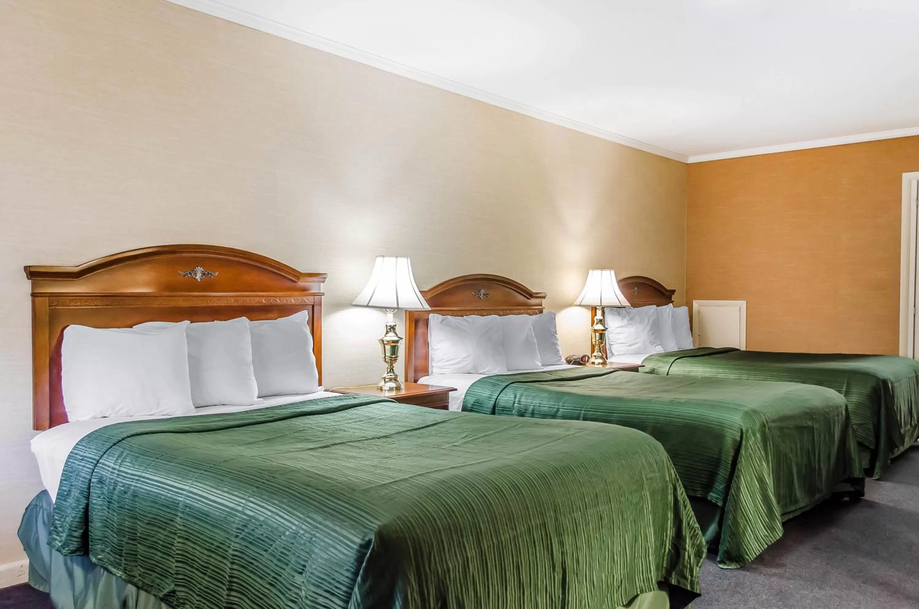 Standard Room with Three Double Beds - 2nd floor in Quality Inn Gettysburg Battlefield