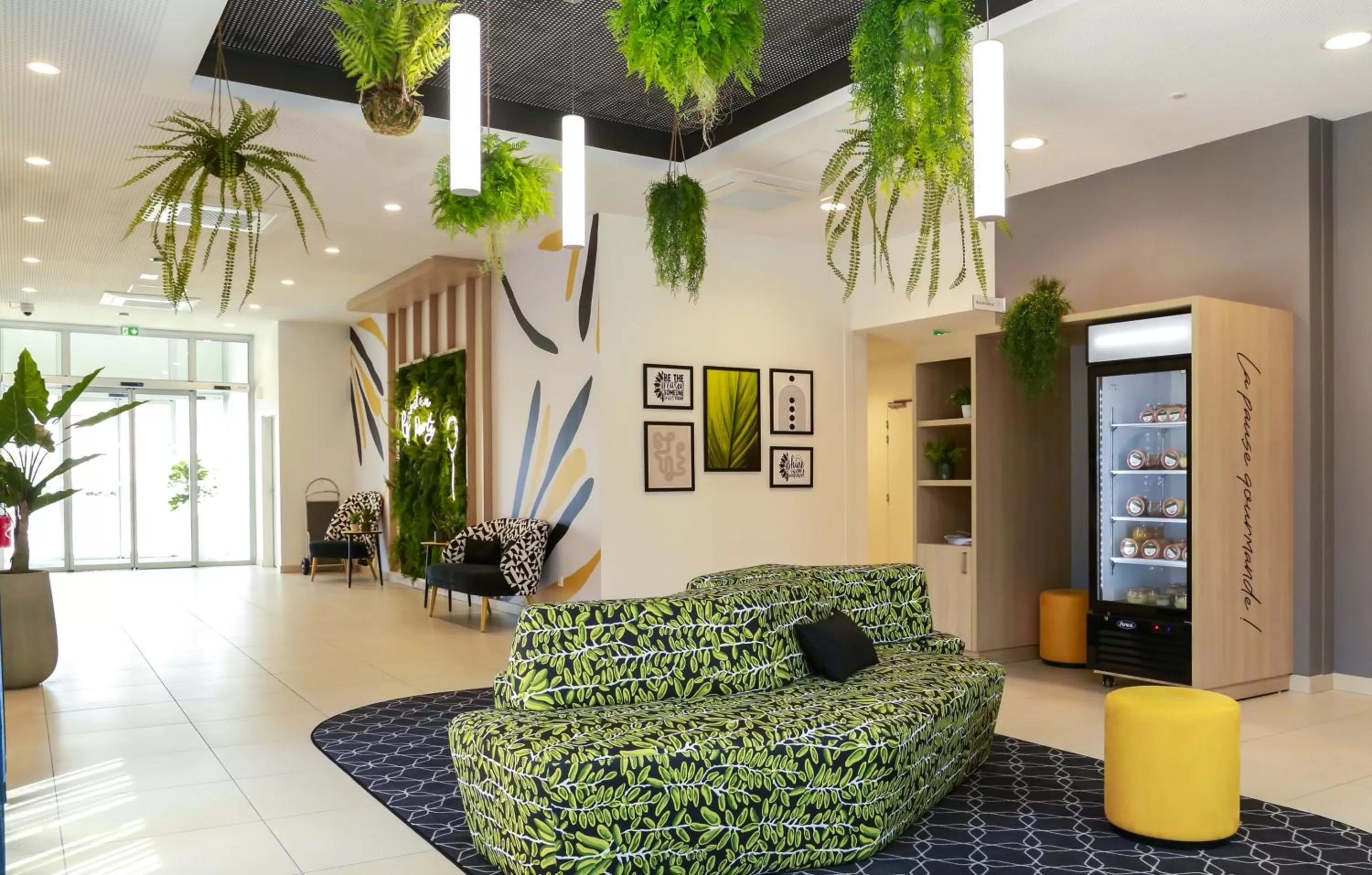 Lobby or reception in Appart Hotel Odalys City Angers Centre Gare