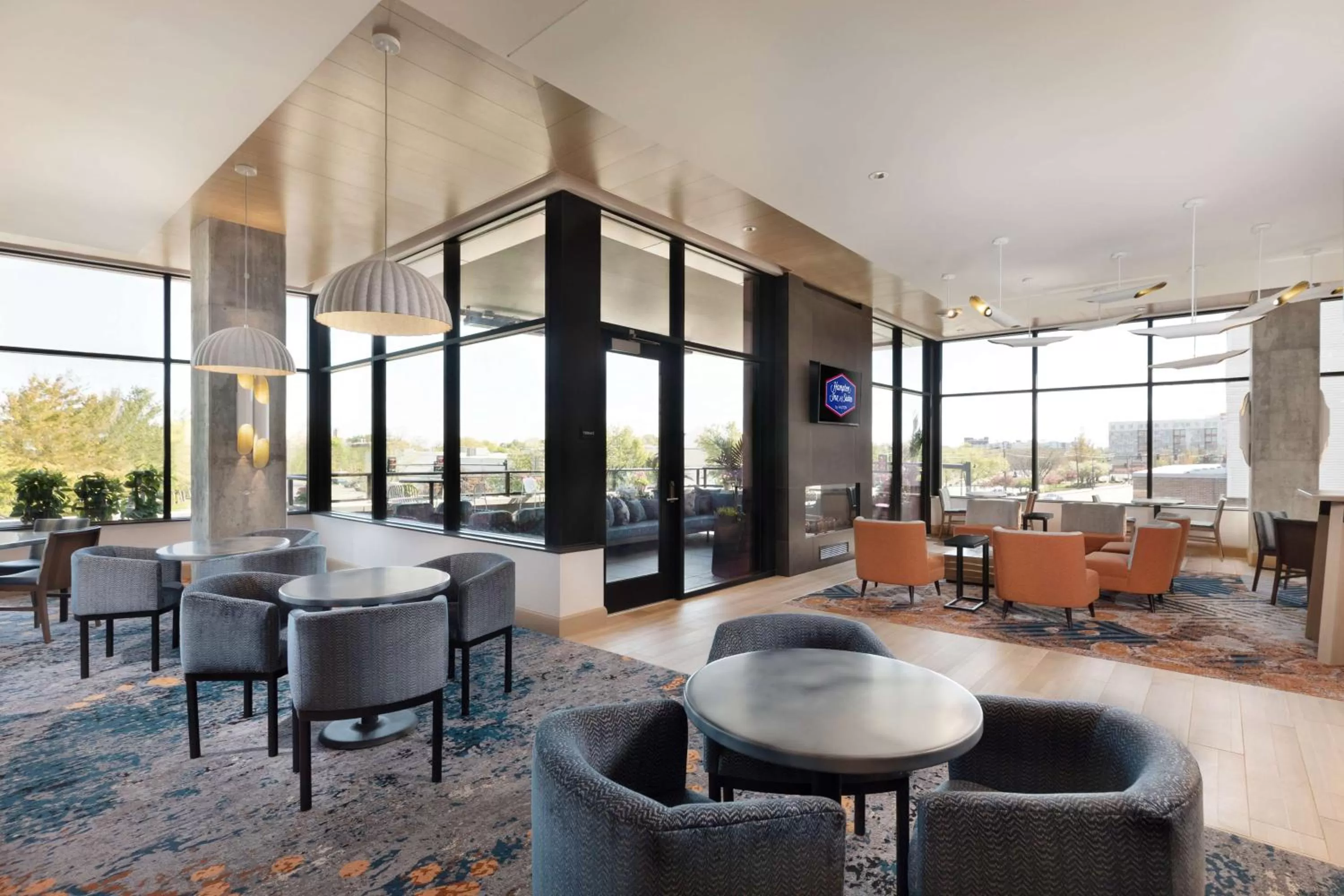 Lobby or reception in Hampton Inn & Suites Watertown Boston, Ma