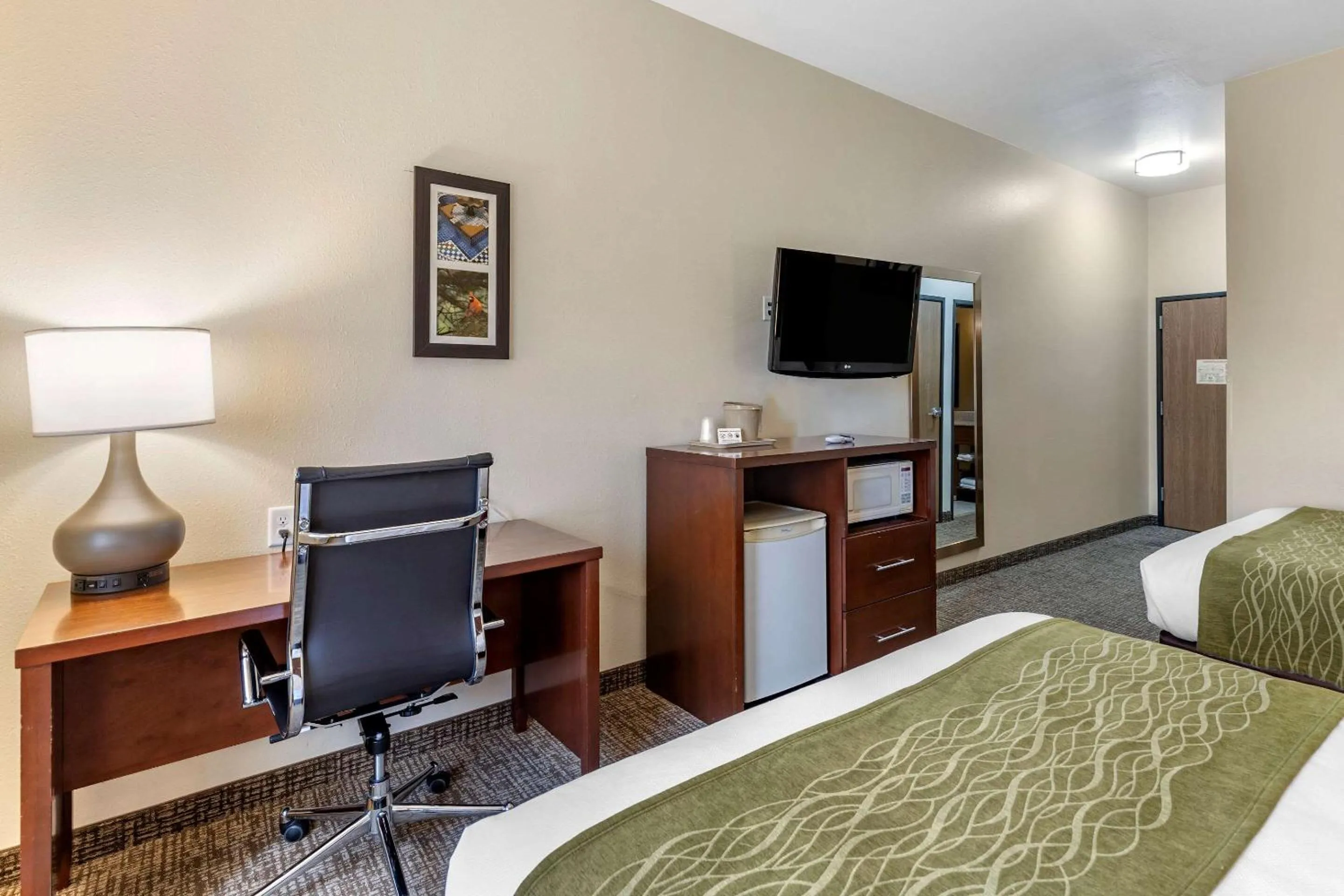 Bedroom, Bed in Comfort Inn & Suites Greenville I-70