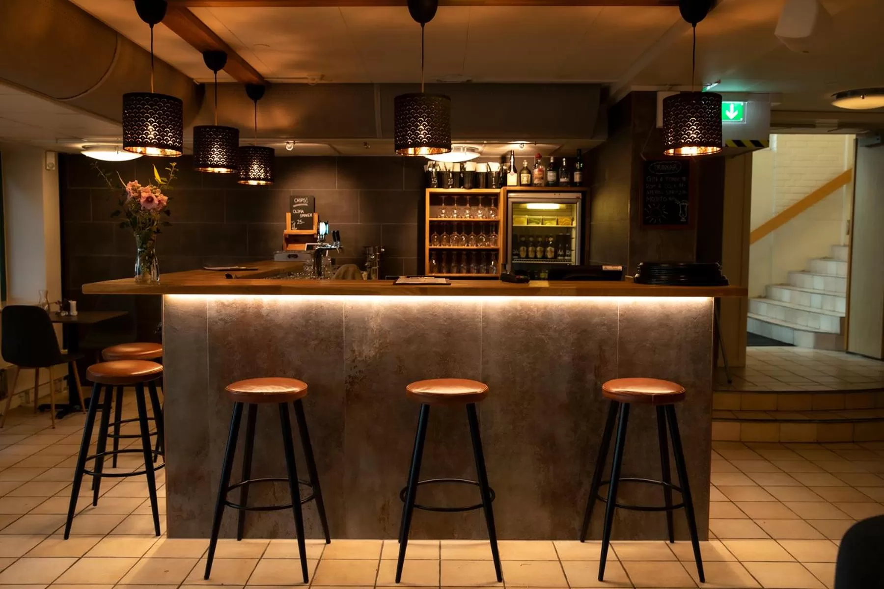 Restaurant/places to eat in Sundsgården hotell & konferens