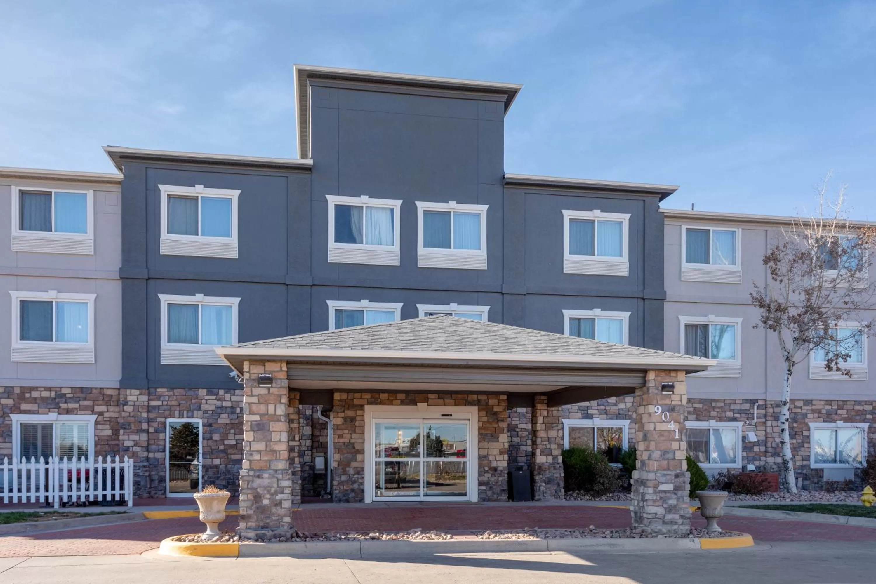Property building in La Quinta by Wyndham Henderson-Northeast Denver