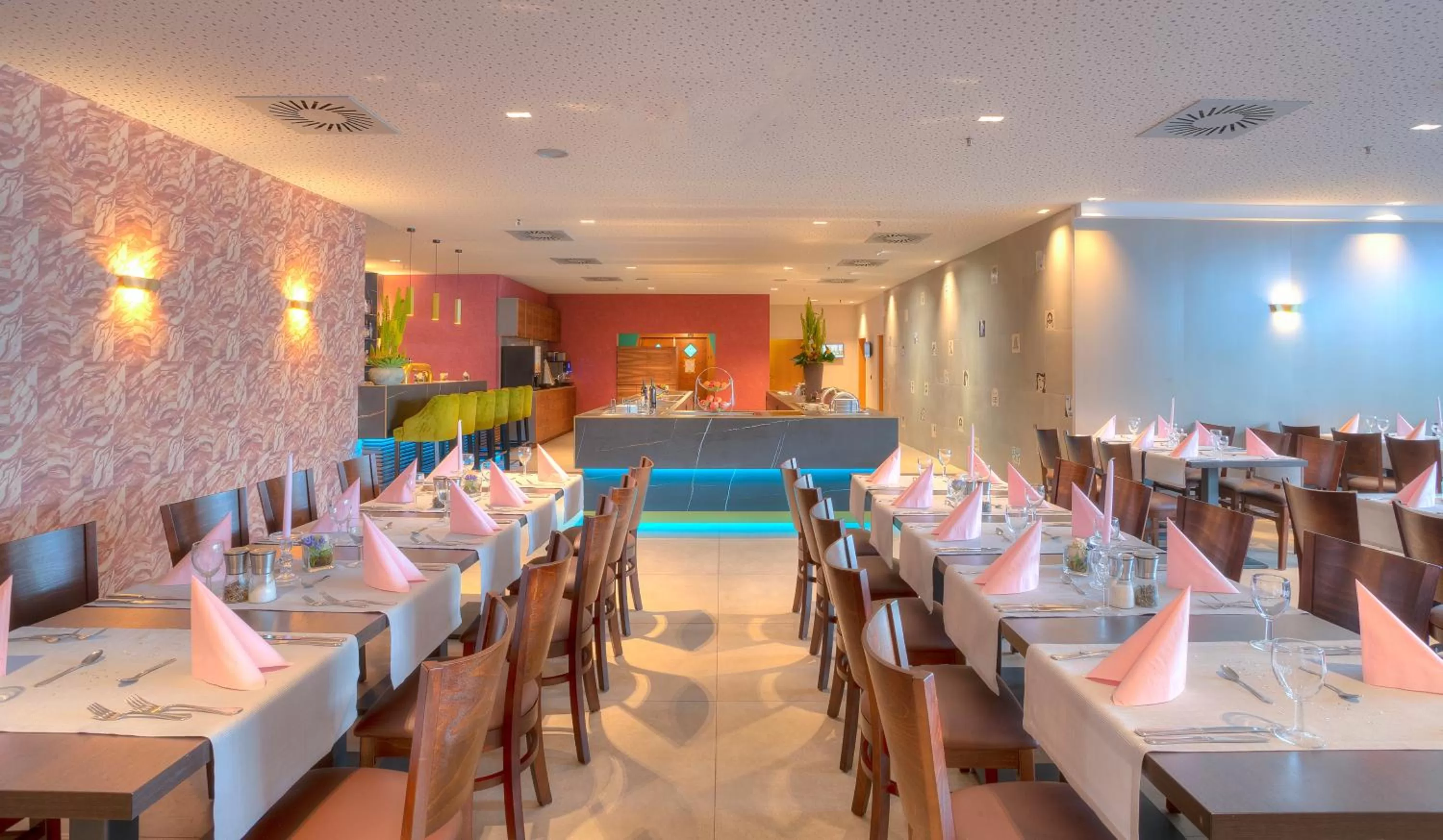 Restaurant/places to eat in ACHAT Hotel Frankfurt Maintal