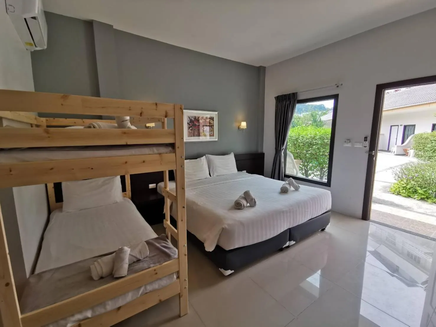 Bed in Tuana Hotels The Natural Resort