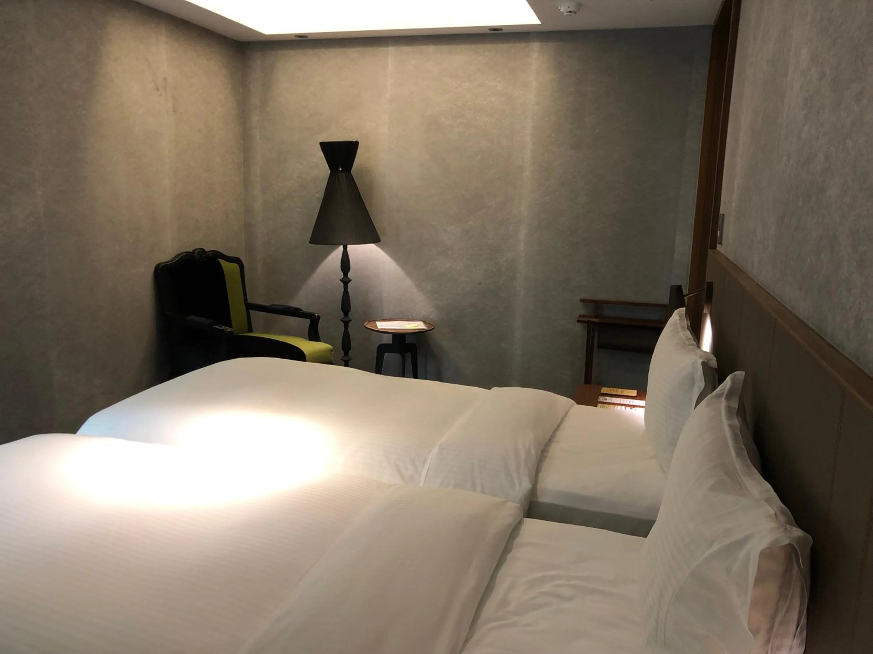 Photo of the whole room, Bed in CHECK inn Taipei Nanjing