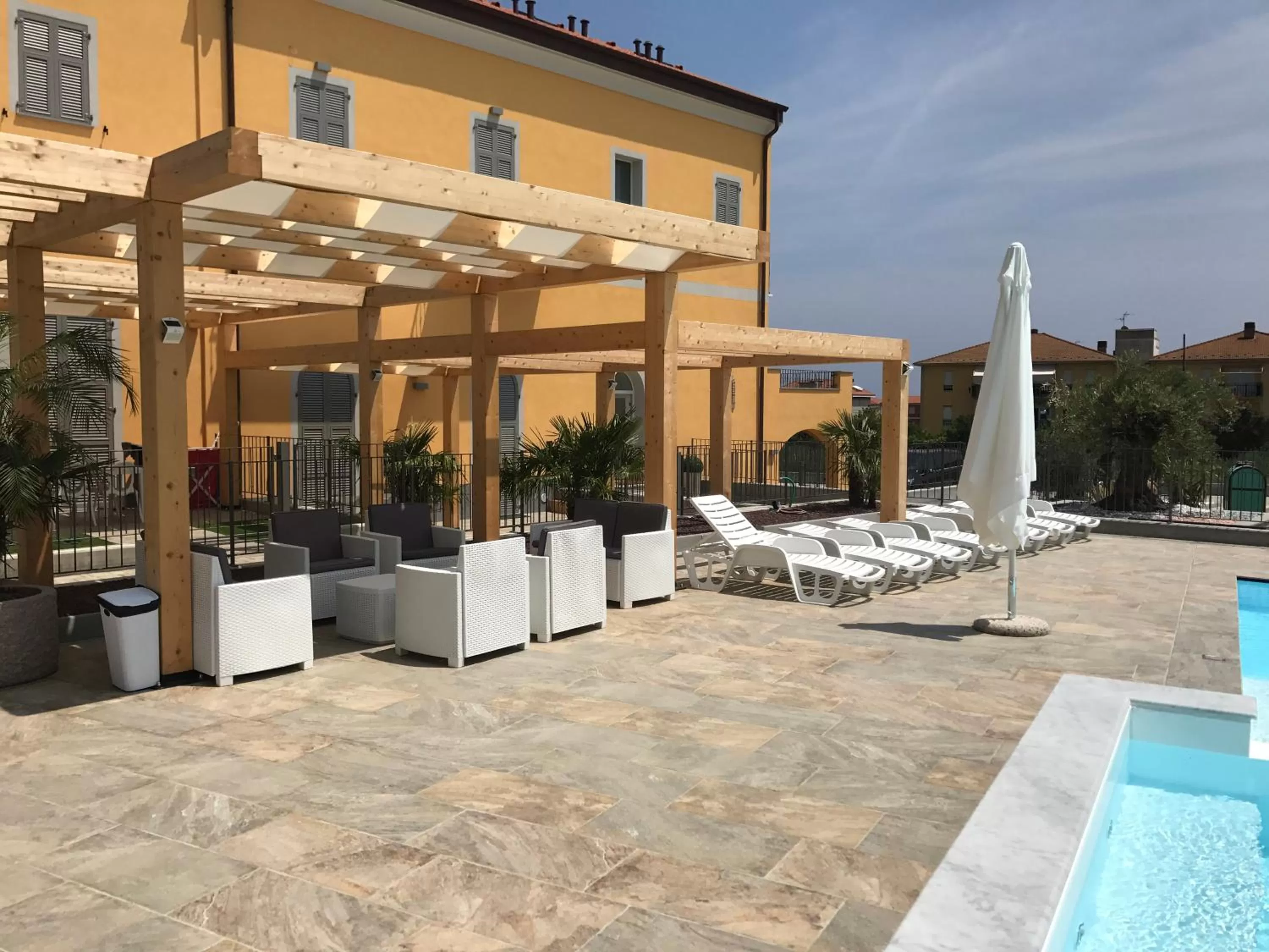 Swimming Pool in Villa Canepa