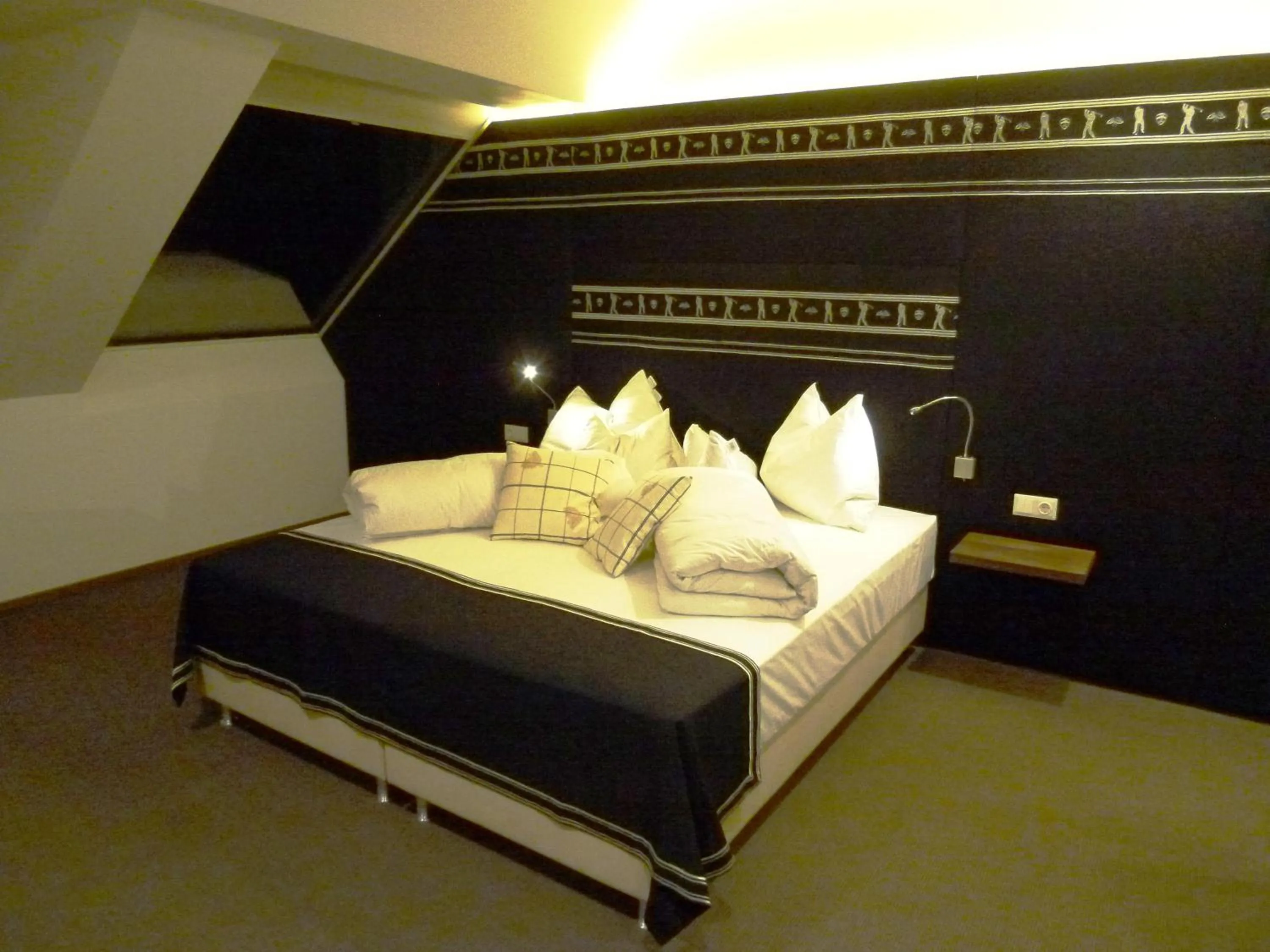 Photo of the whole room, Bed in Hotel Landhaus Moserhof