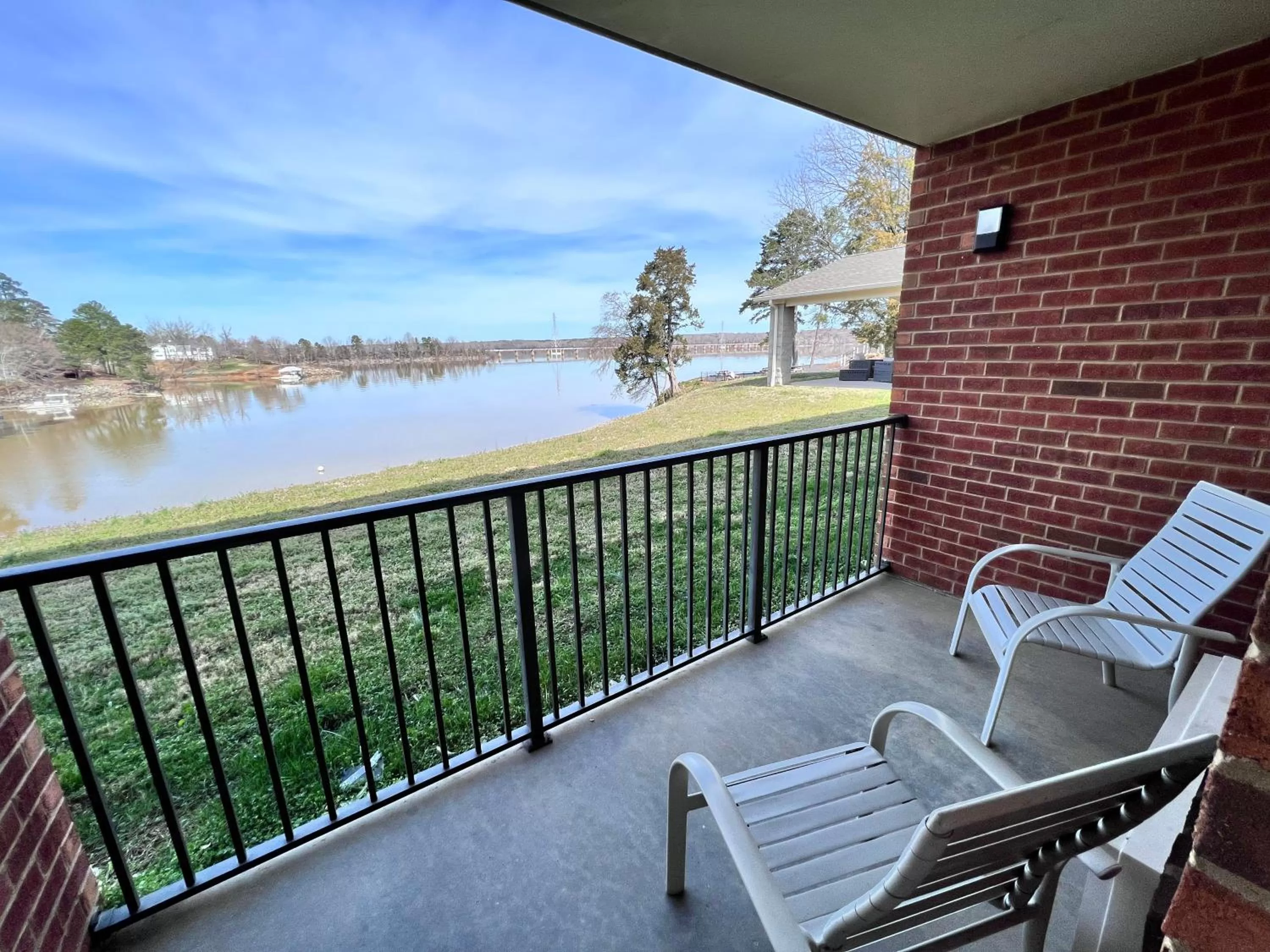 Balcony/Terrace in Clarion Pointe on the lake Clarksville-South Hill West