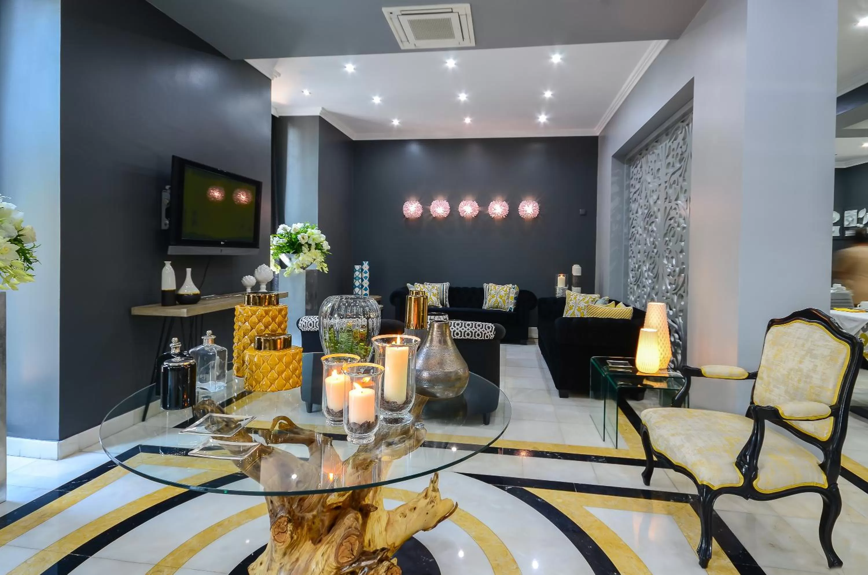 Lobby or reception in Hotel Avenida Park