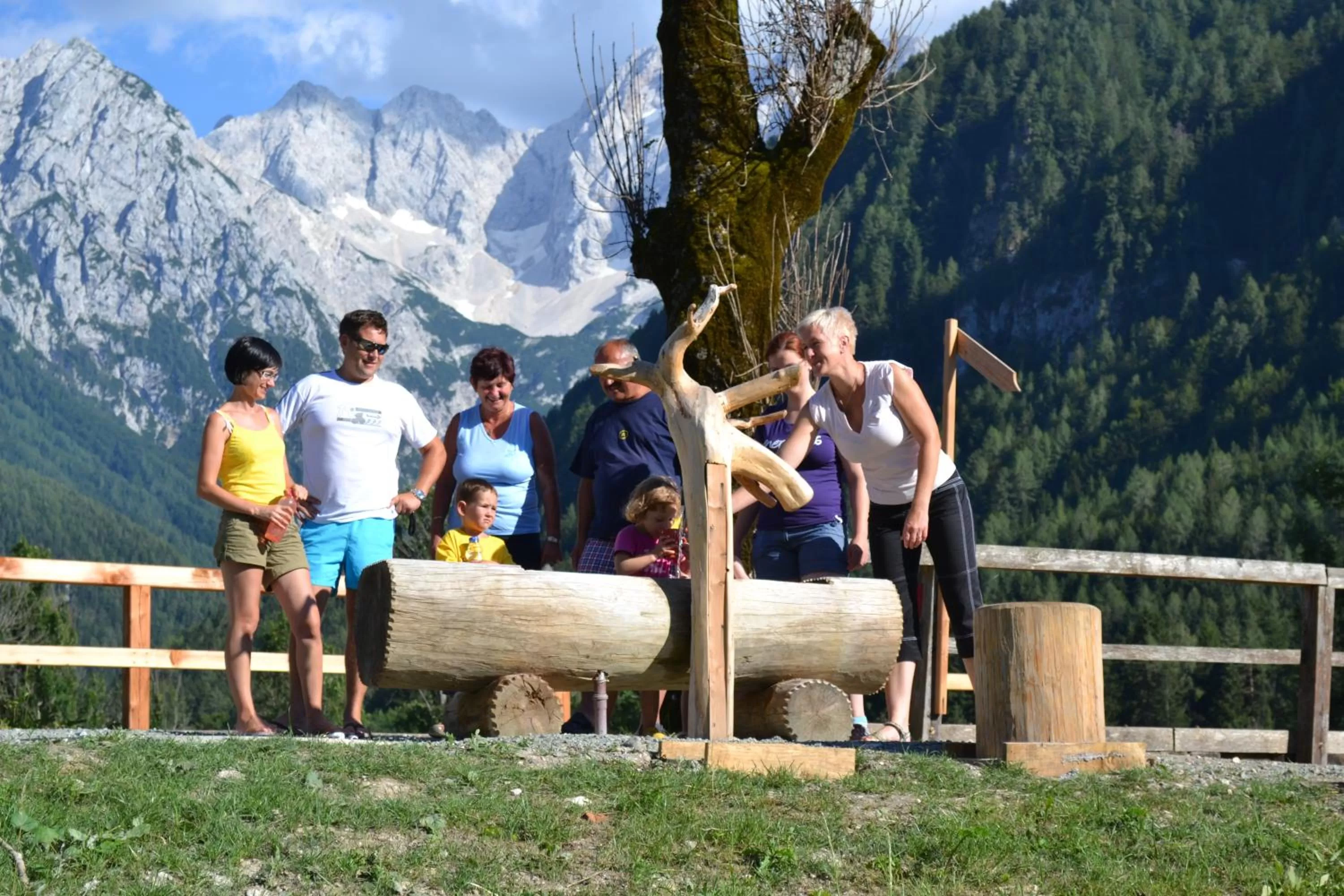 Cvet gora - Camping, Glamping and Accomodations