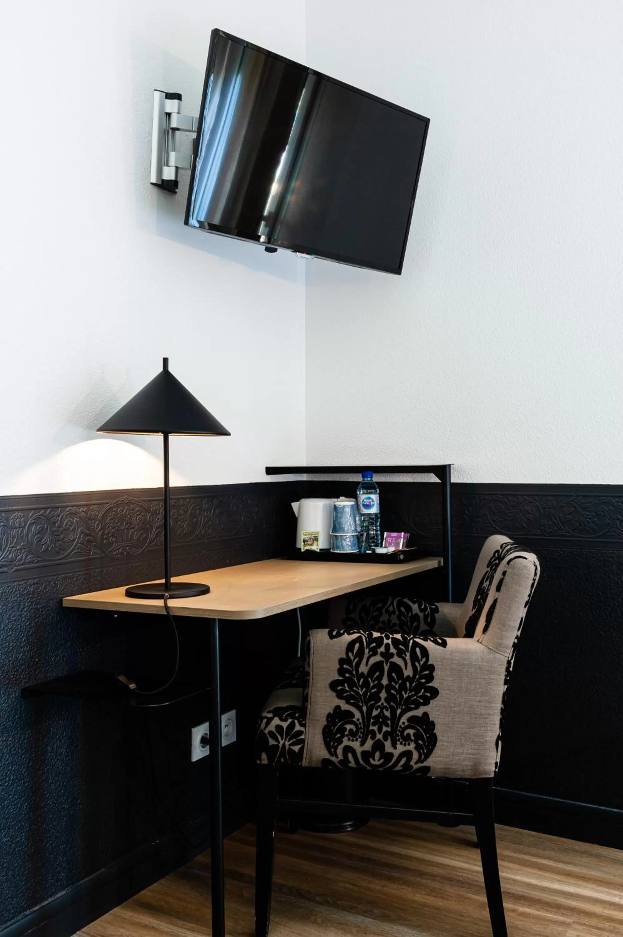 Bedroom in Kyriad Nuits Saint Georges Dijon Sud
