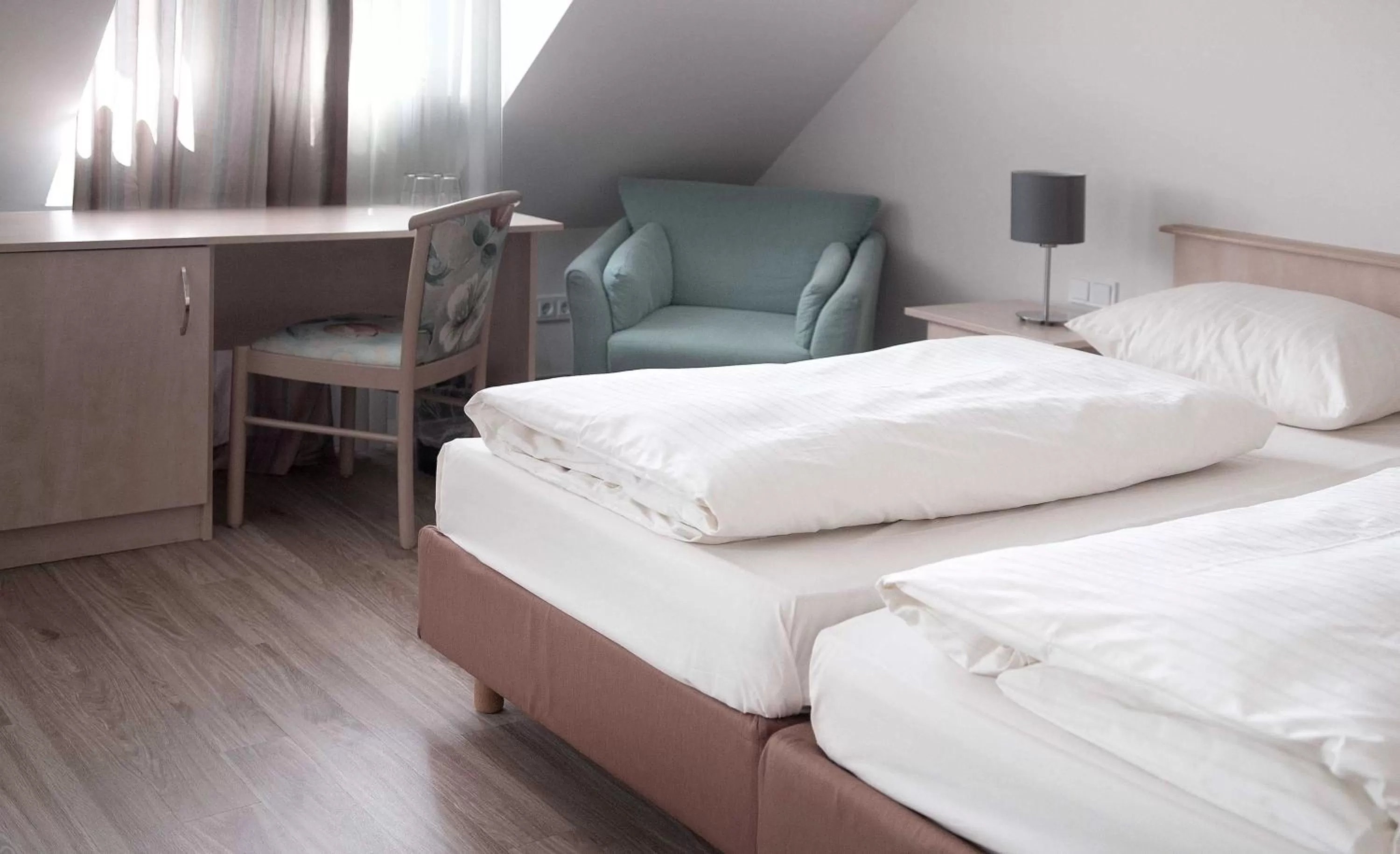 Photo of the whole room in Hotel Deutsches Theater