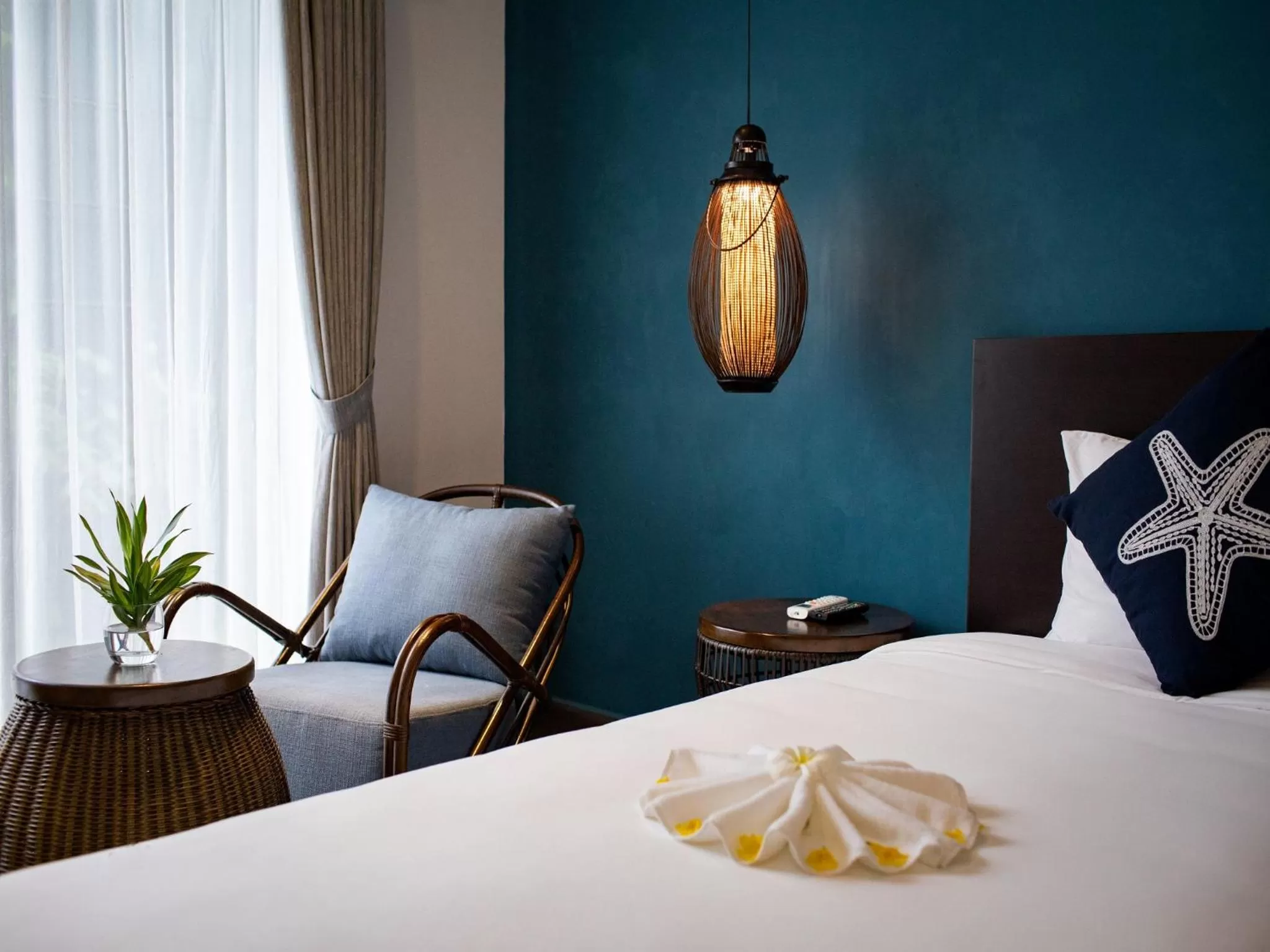 Decorative detail, Bed in The Blue Alcove Hotel