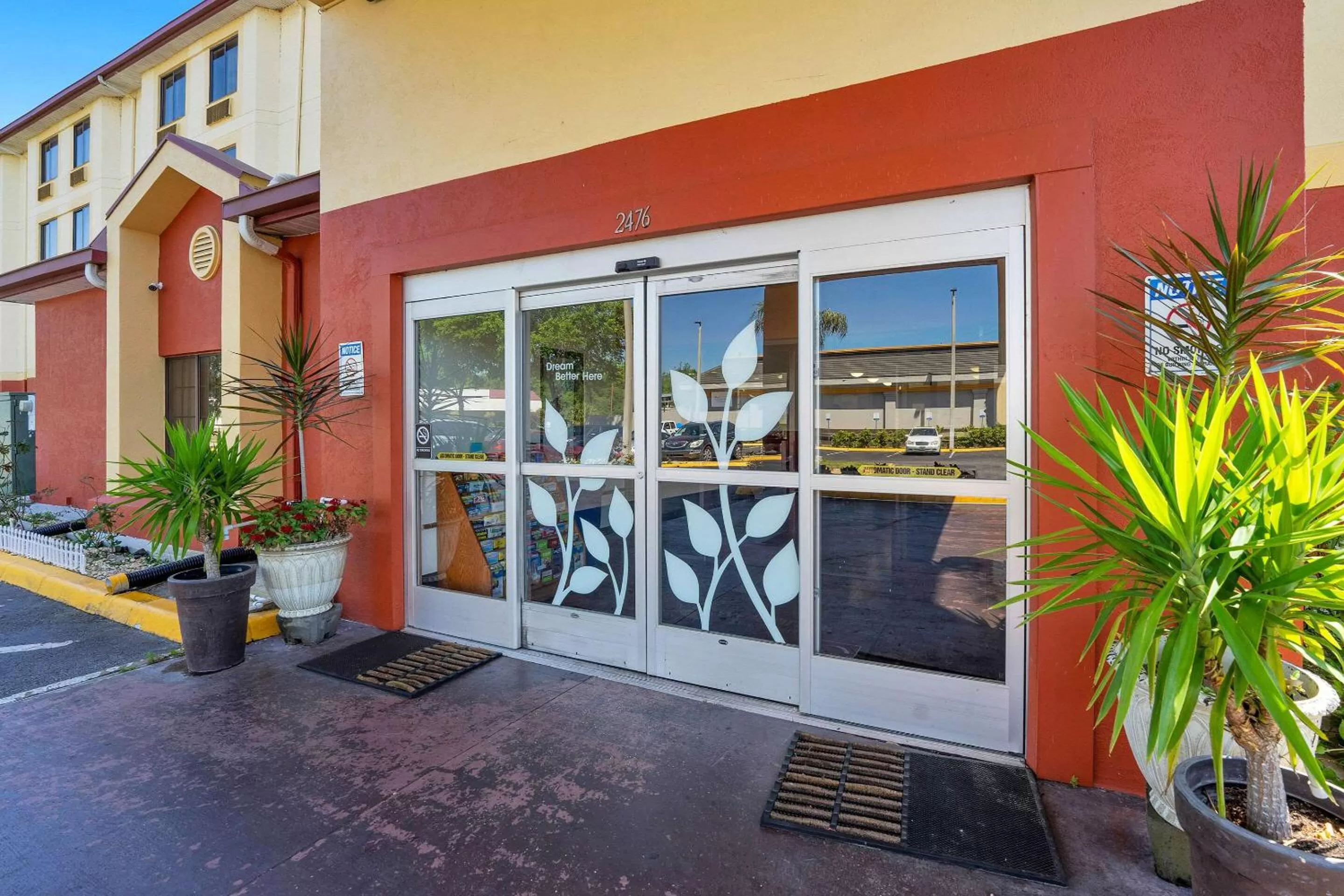 Property building in Sleep Inn Leesburg Chain of Lakes