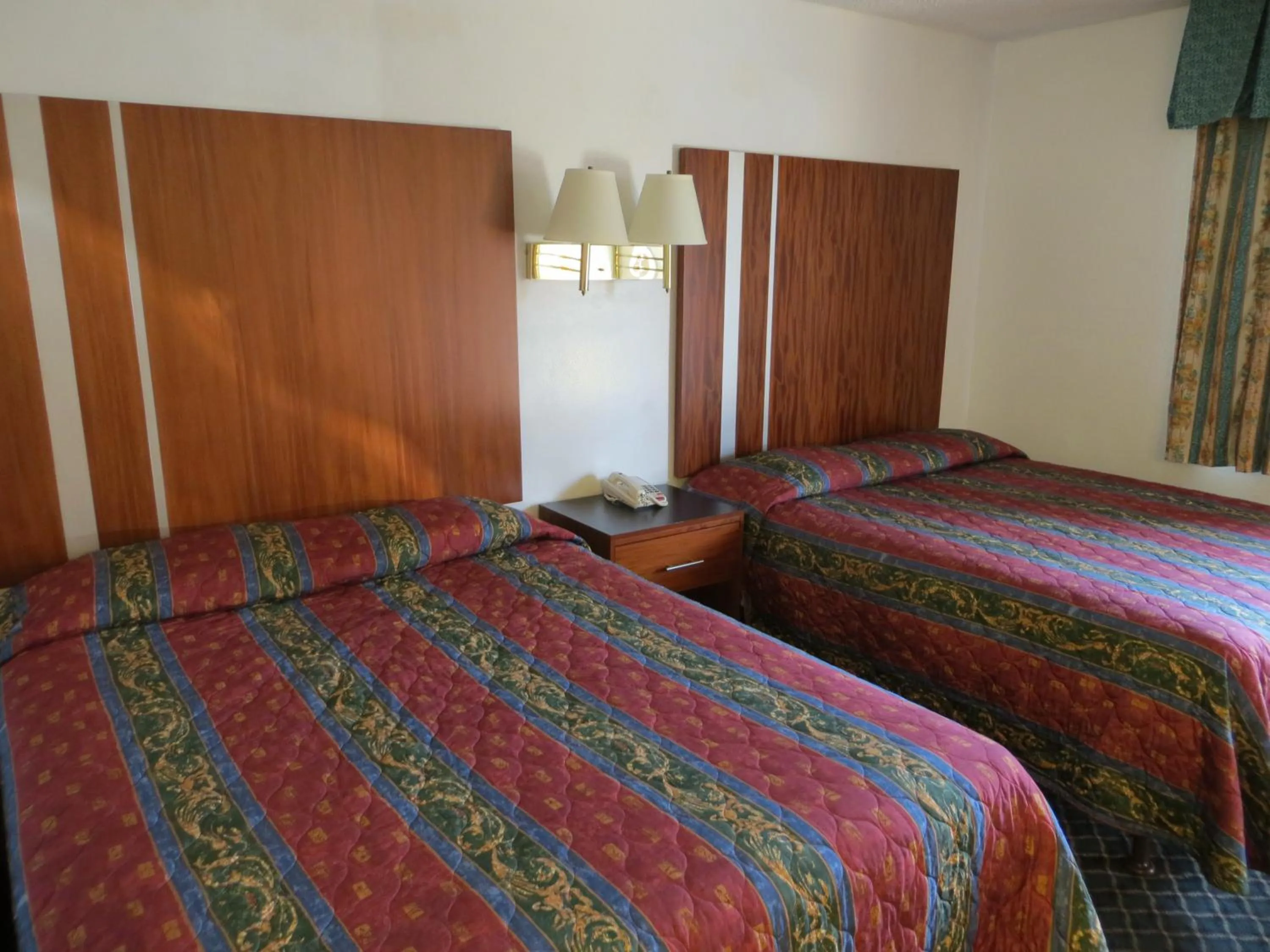 Photo of the whole room in Riverside Inn & Suites