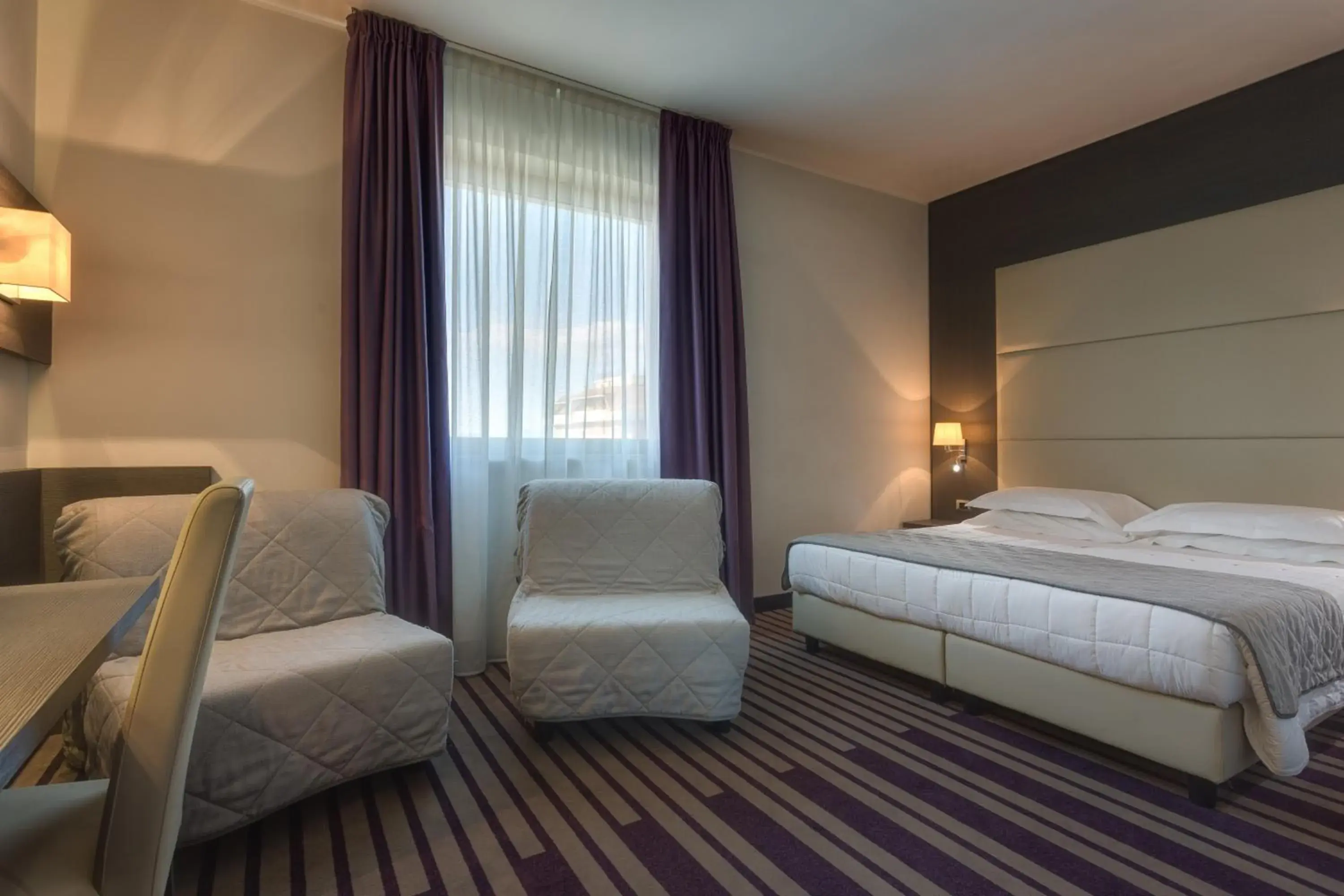 Triple Room in Quality Hotel Green Palace Triple Room in Quality Hotel Green Palace