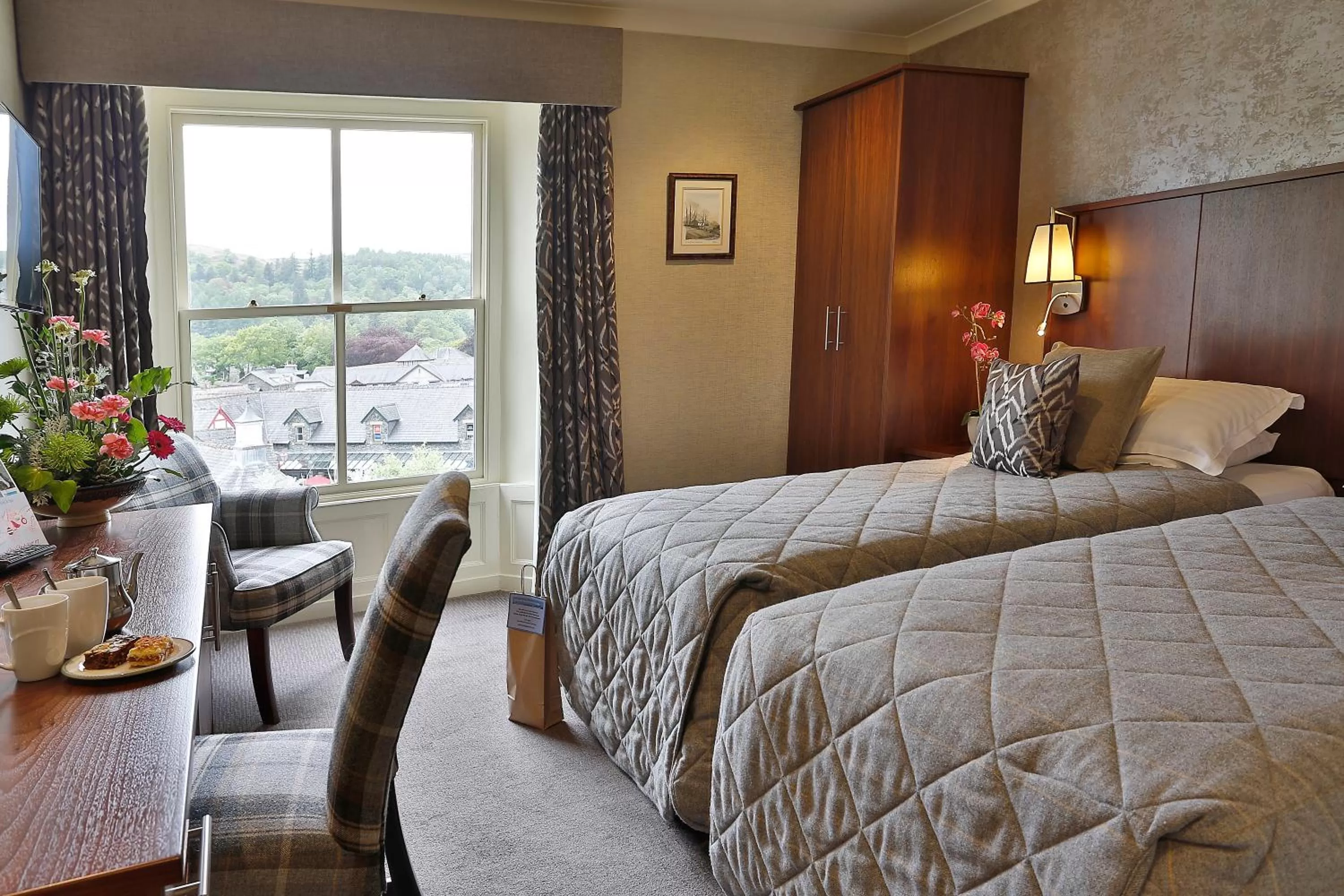 Photo of the whole room, Bed in Ambleside Salutation Hotel & Spa