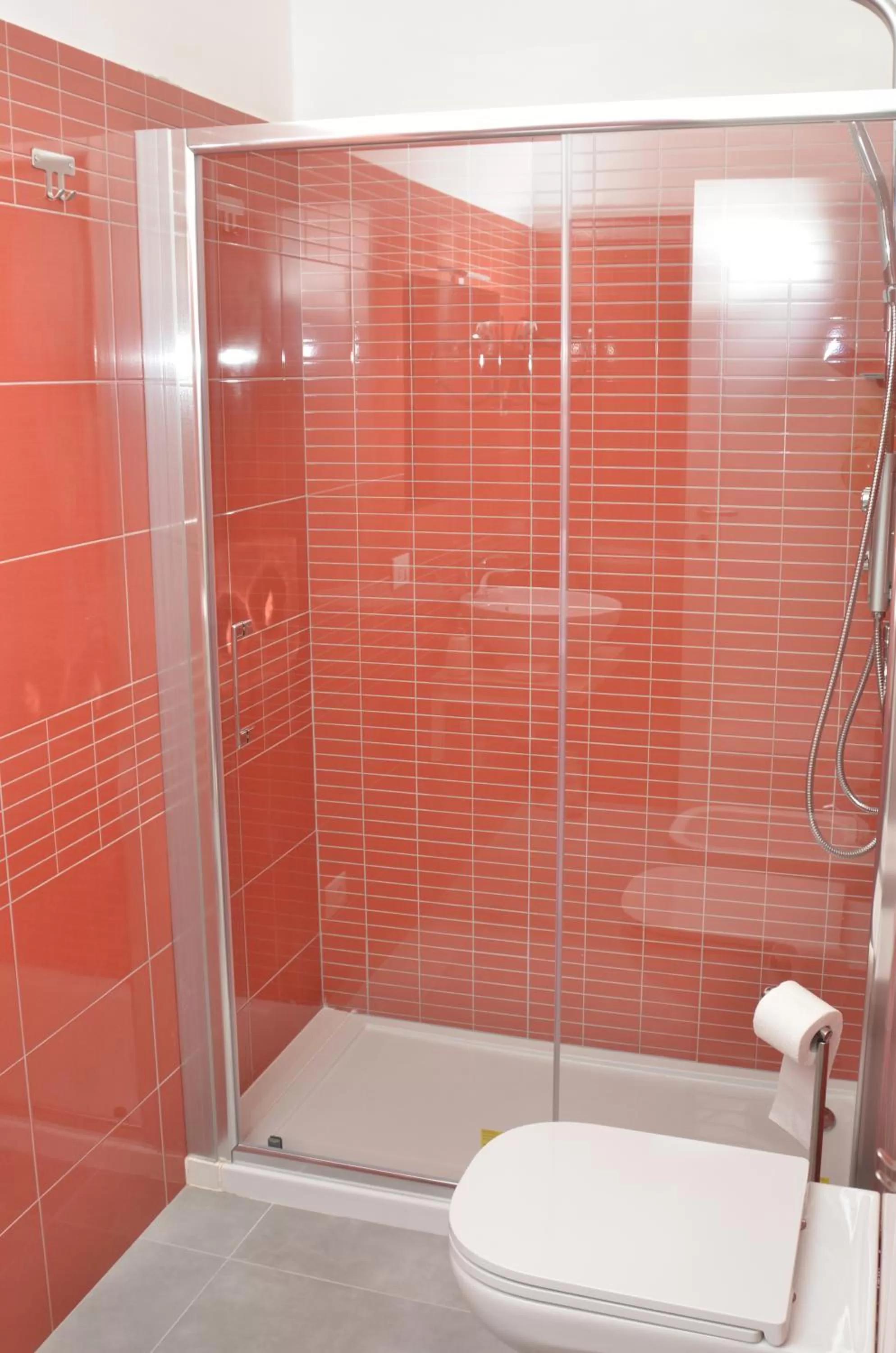 Shower in la Terrazza B&B