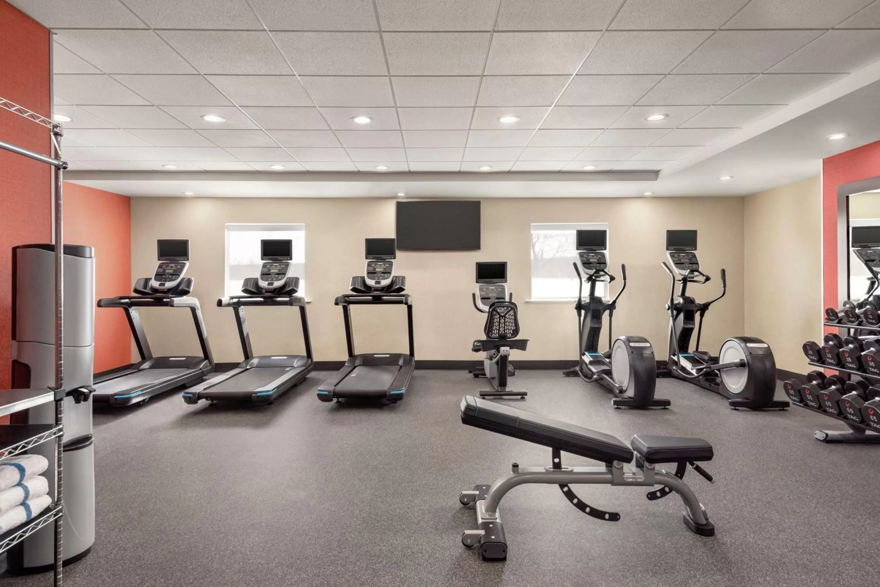 Fitness centre/facilities in Home2 Suites by Hilton Woodbridge Potomac Mills