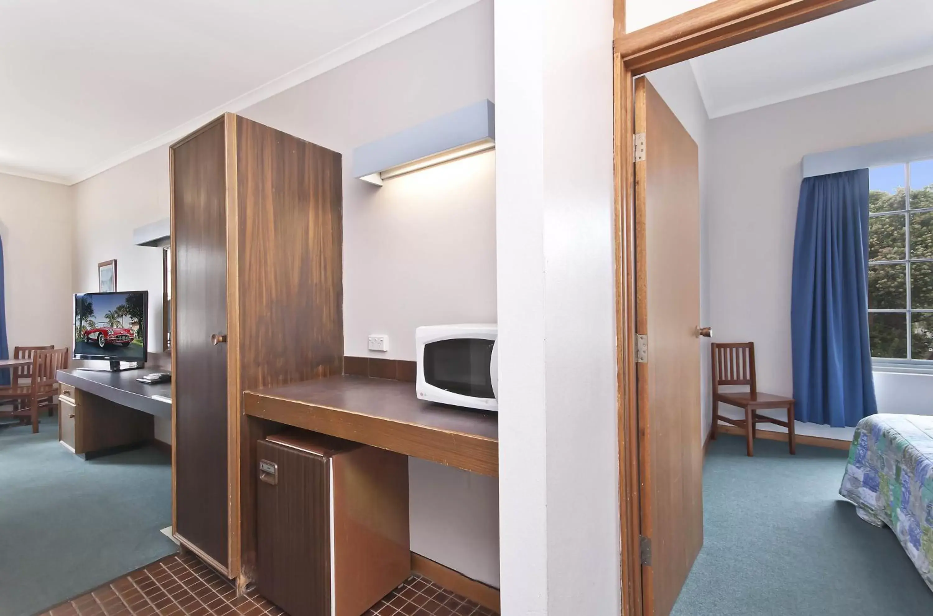 Standard Single Room in William Dutton Motel Standard Single Room in William Dutton Motel