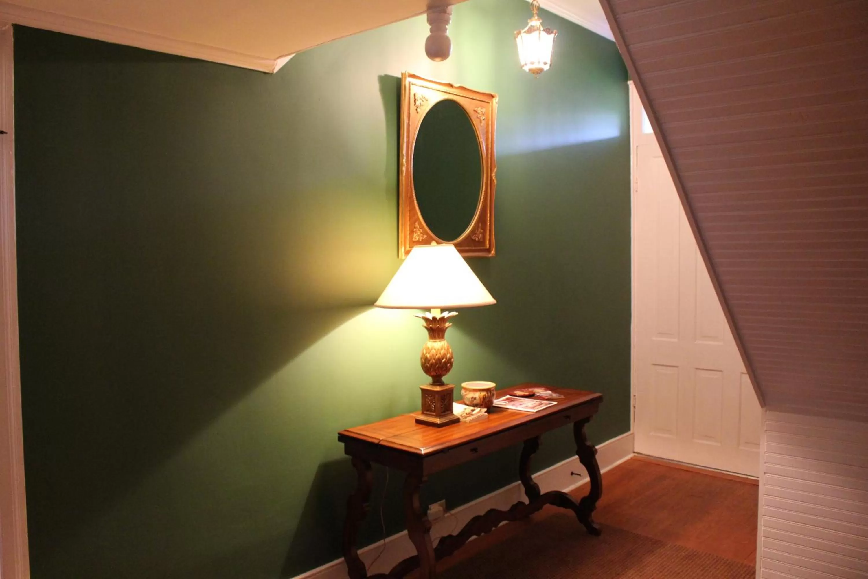 TV/Entertainment Center in Concord Quarters