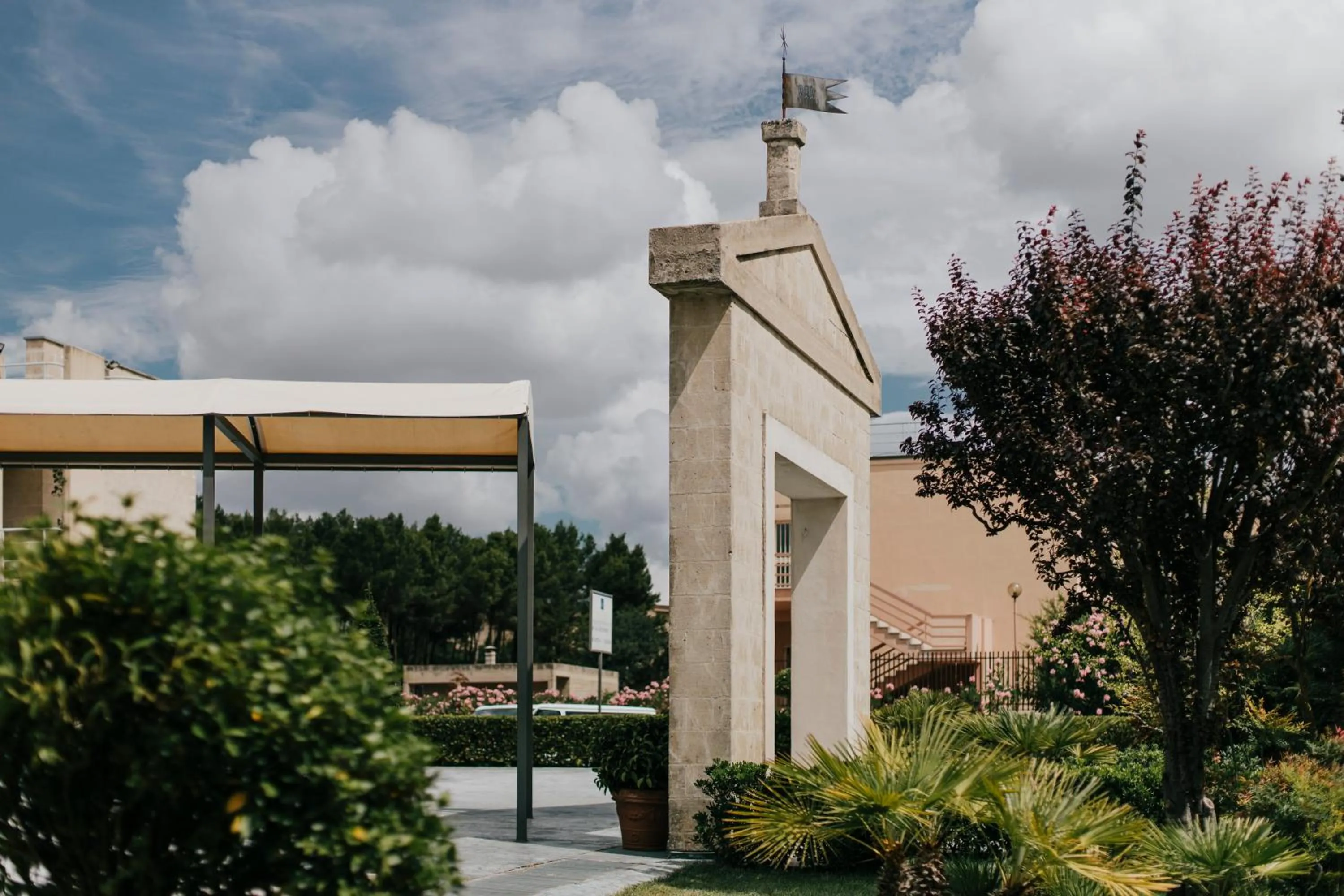 Facade/entrance in Hotel Del Campo