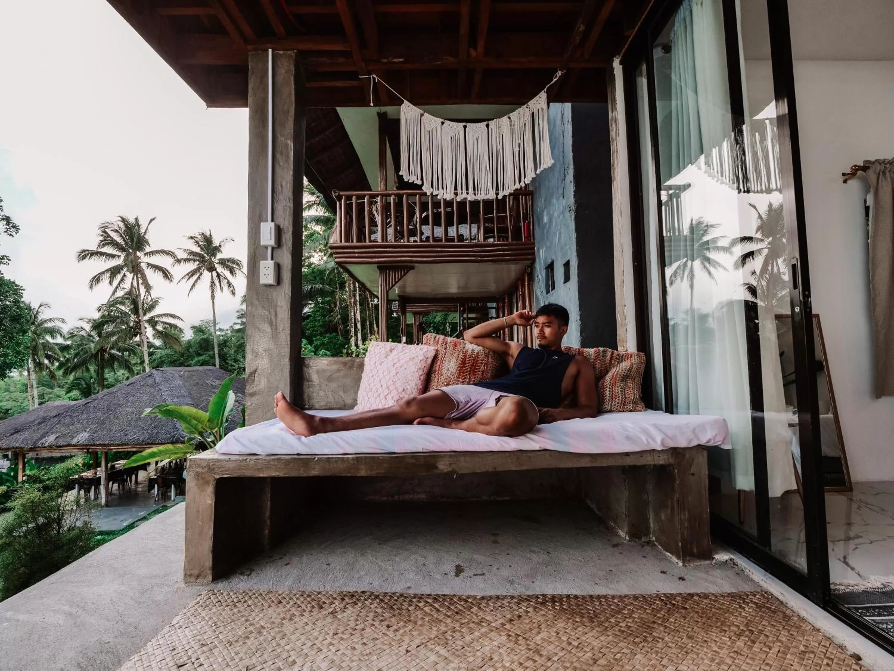 Bintana sa Paraiso Binunsaran