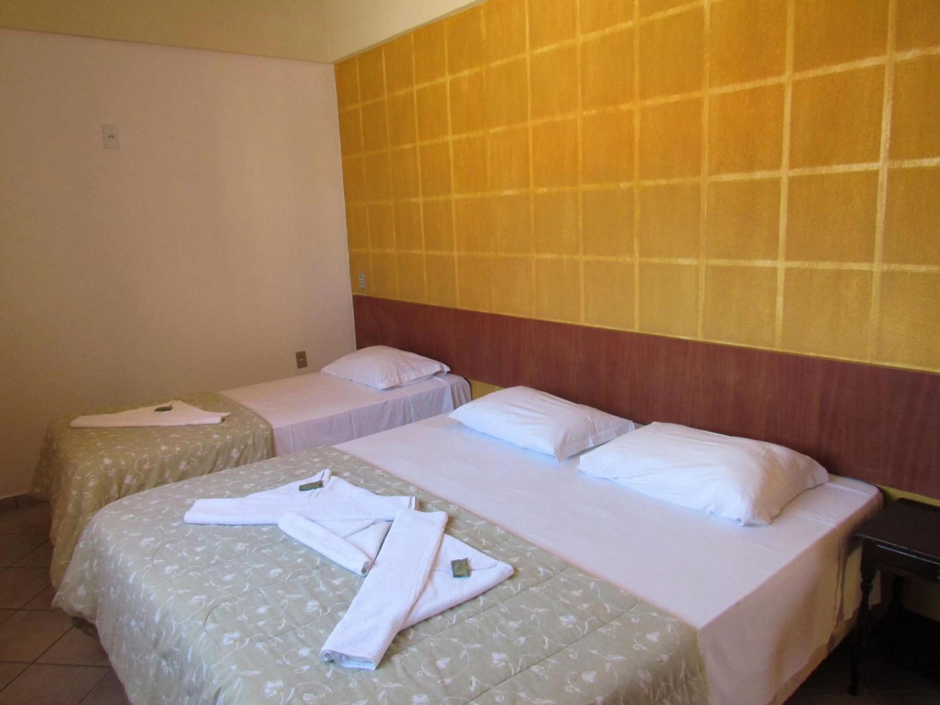 Photo of the whole room, Bed in Pousada Recanto da Barra