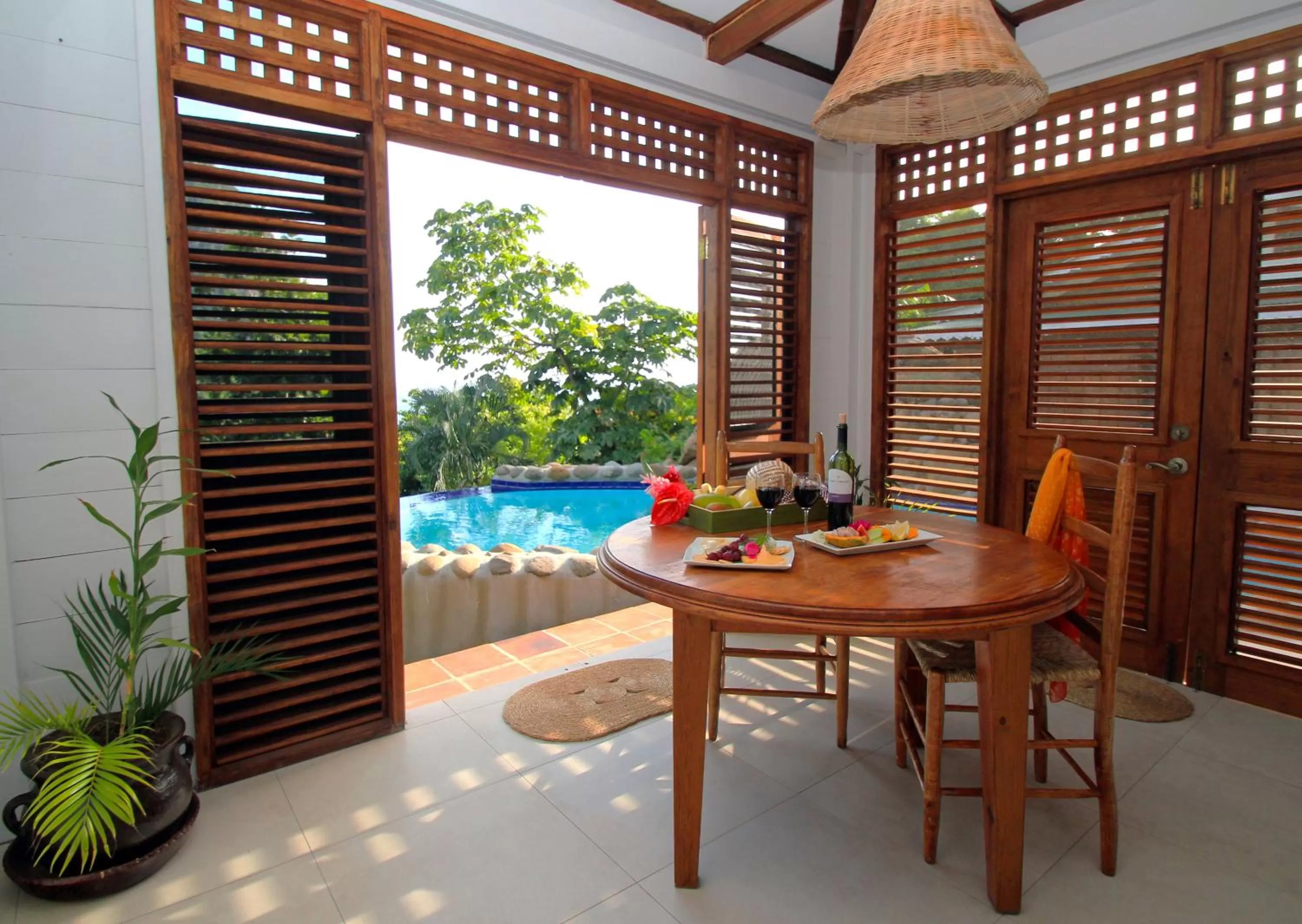 Dining area in Stonefield Villa Resort