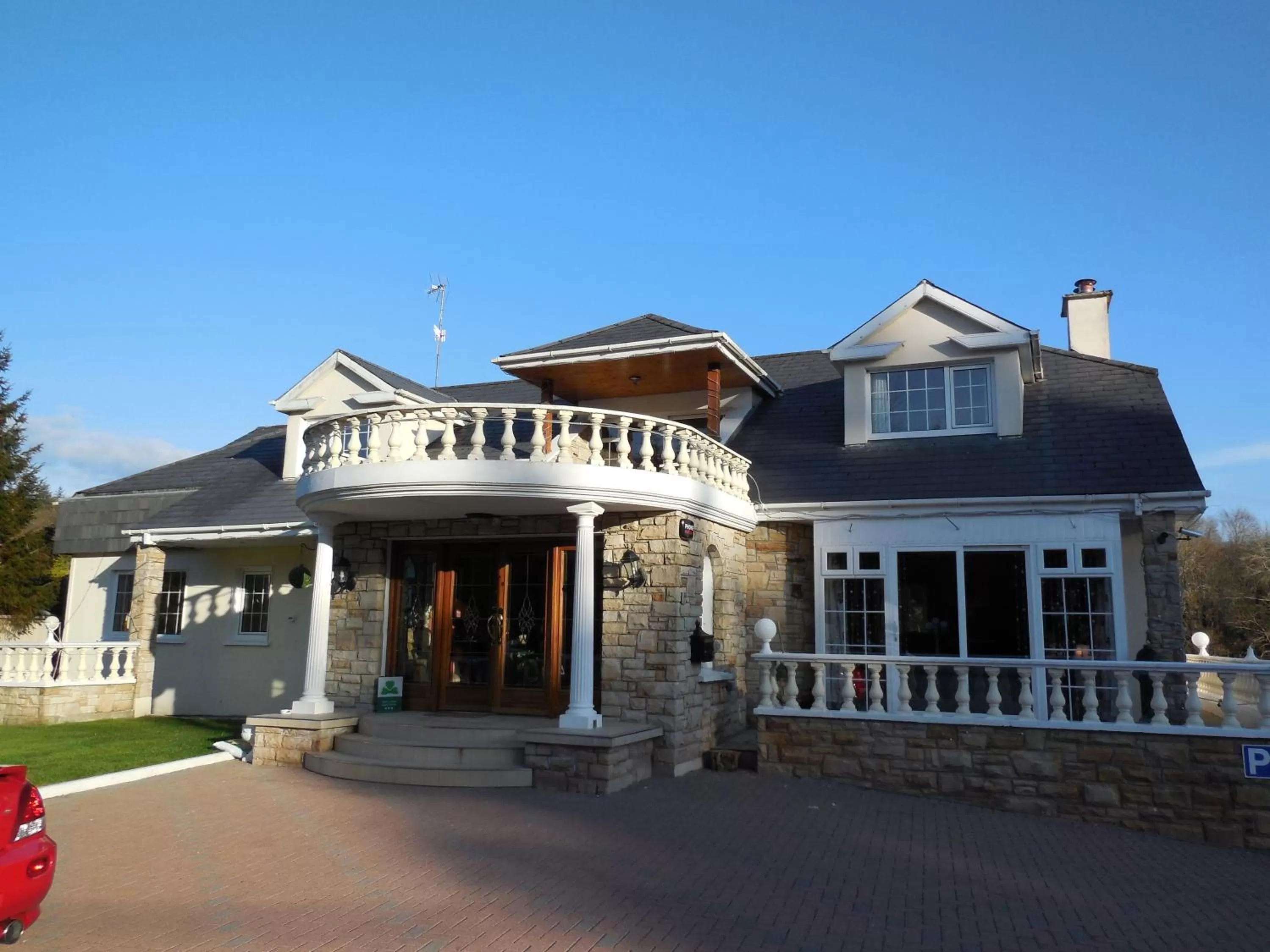 Property building in Crystal Springs B&B