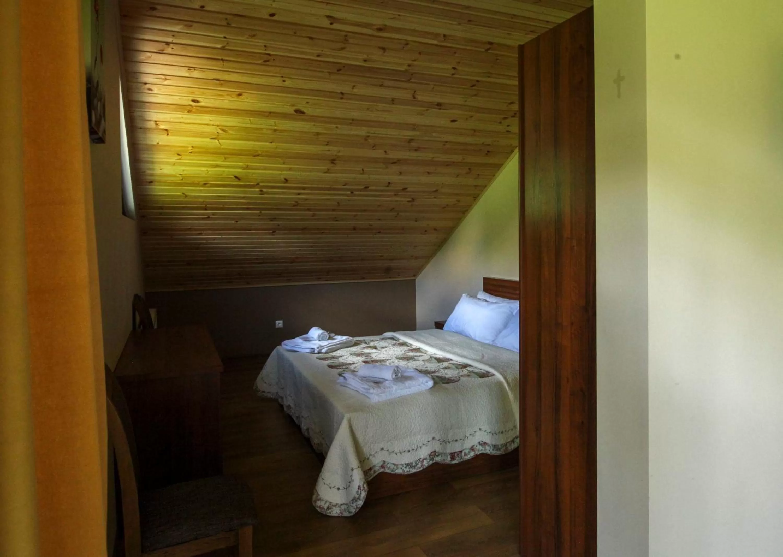 Bedroom, Bed in Hotel Patriot