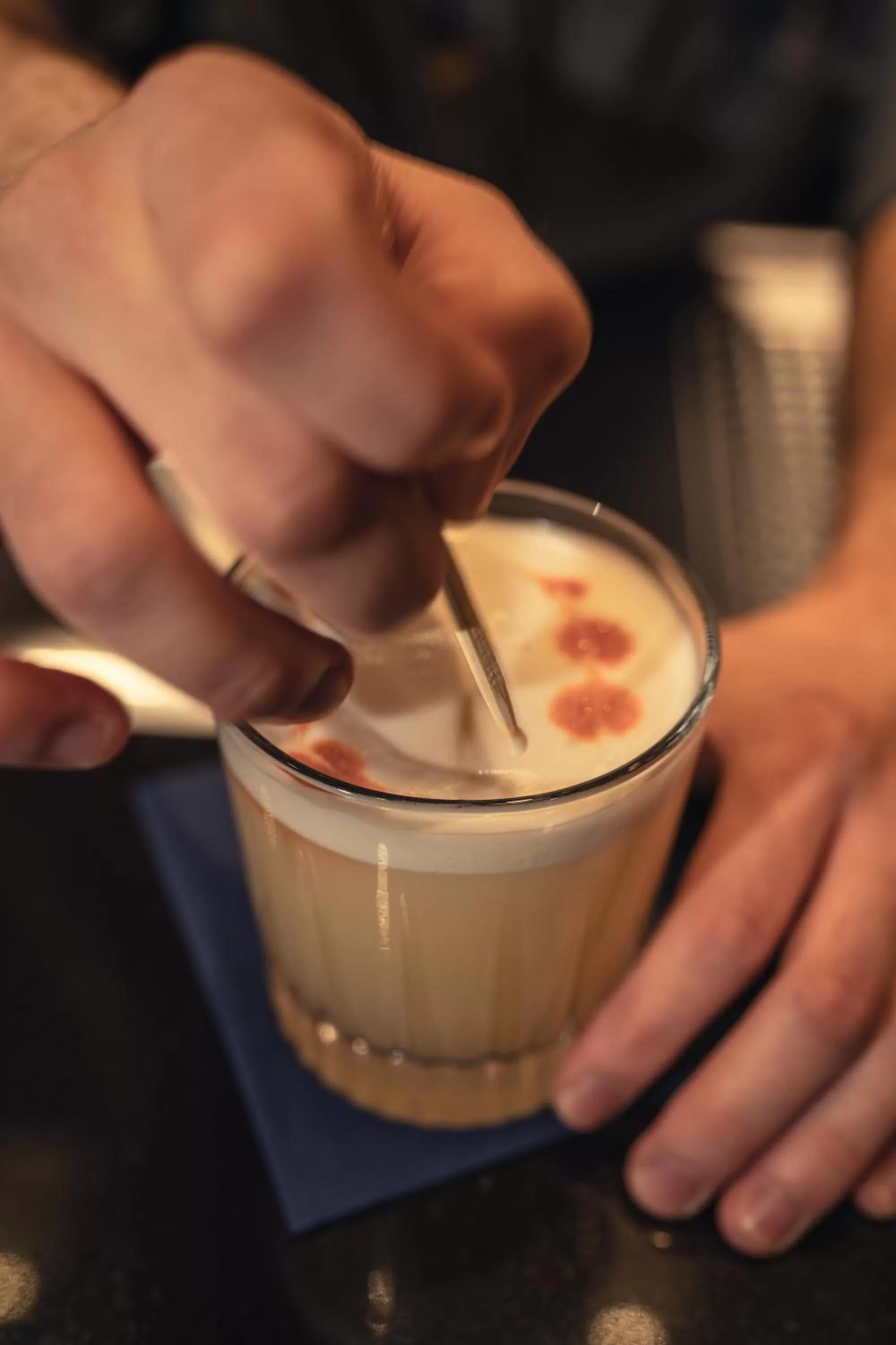 Restaurant/places to eat in voco Dusseldorf Seestern by IHG