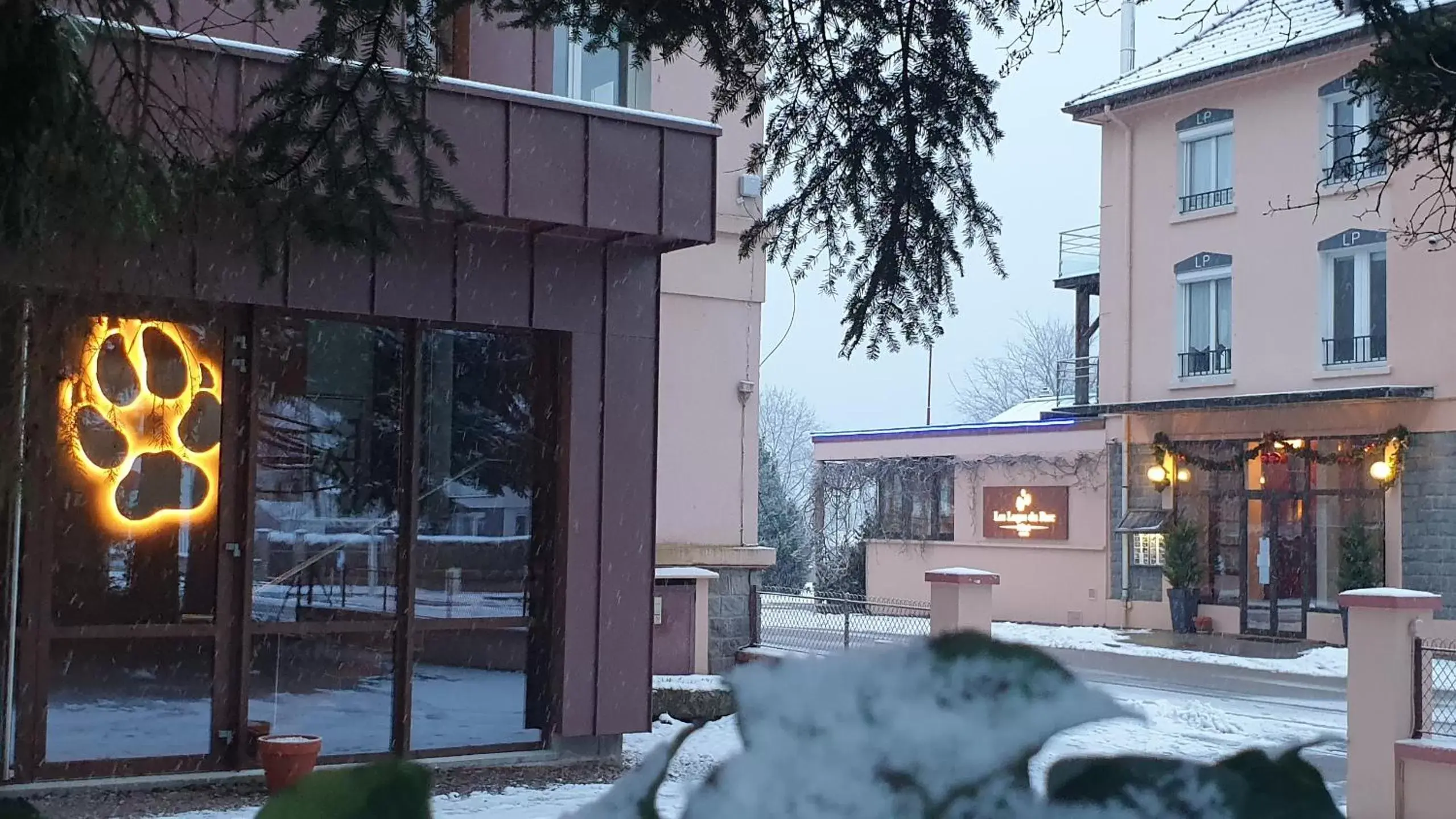 Standard Double or Twin Room - Annex in Les Loges Du Parc Standard Double or Twin Room - Annex in Les Loges Du Parc