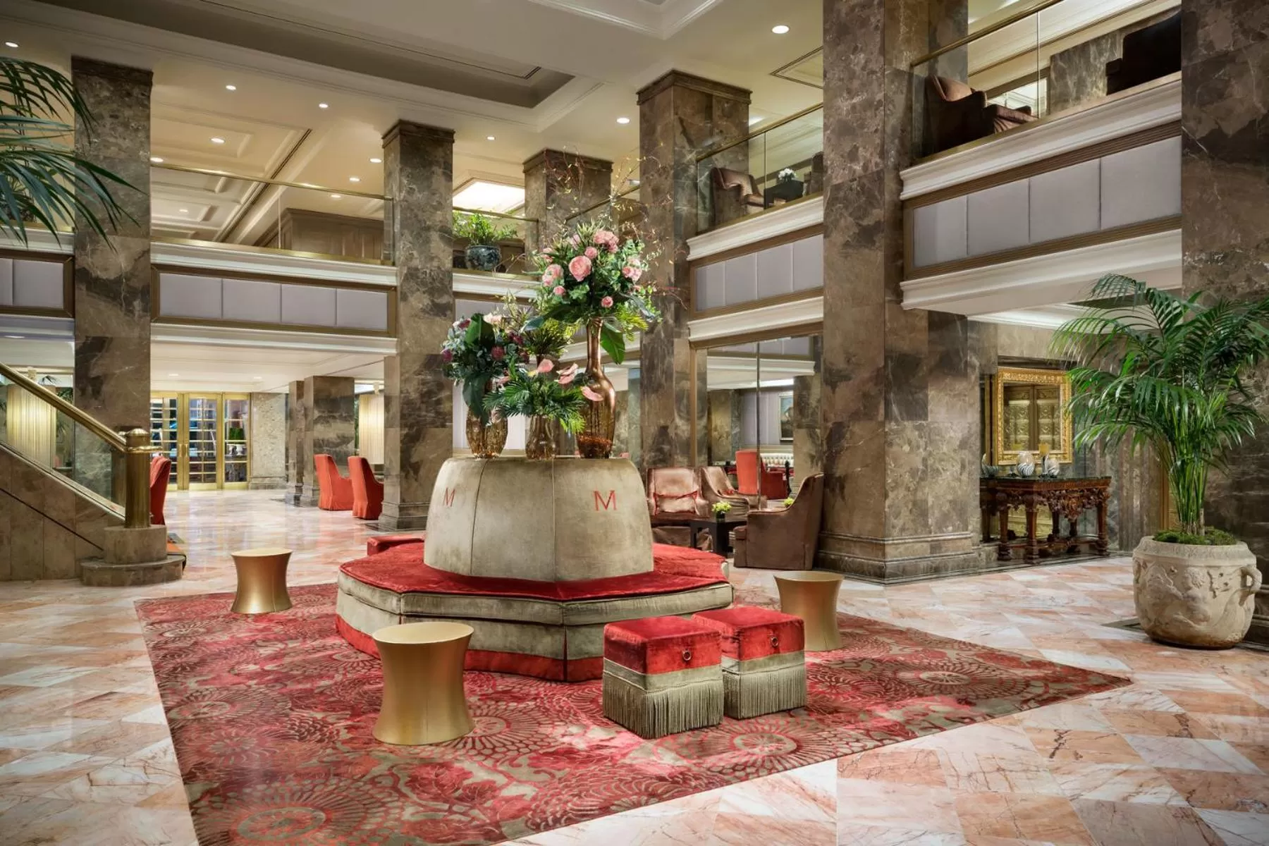 Lobby or reception in The Michelangelo Hotel