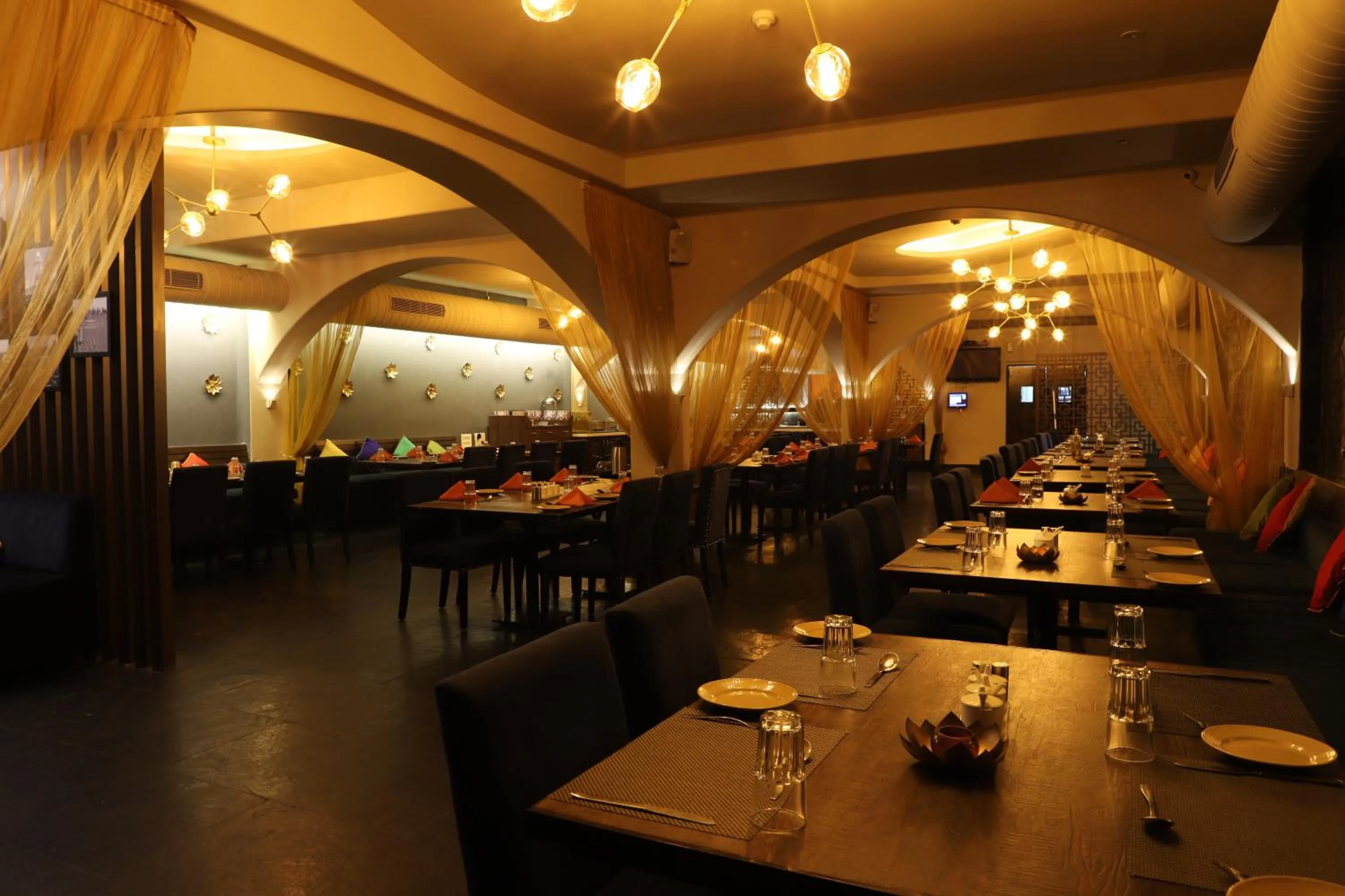 Restaurant/places to eat in The Purple Leaf Hotels