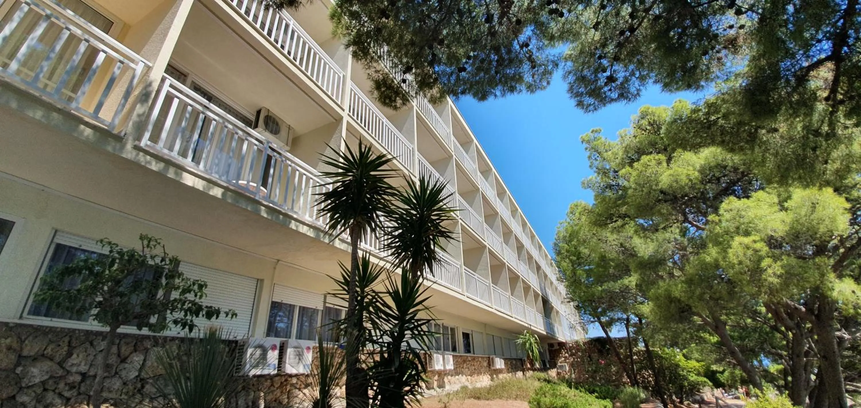 Restaurant/places to eat in Sagitta All inclusive light